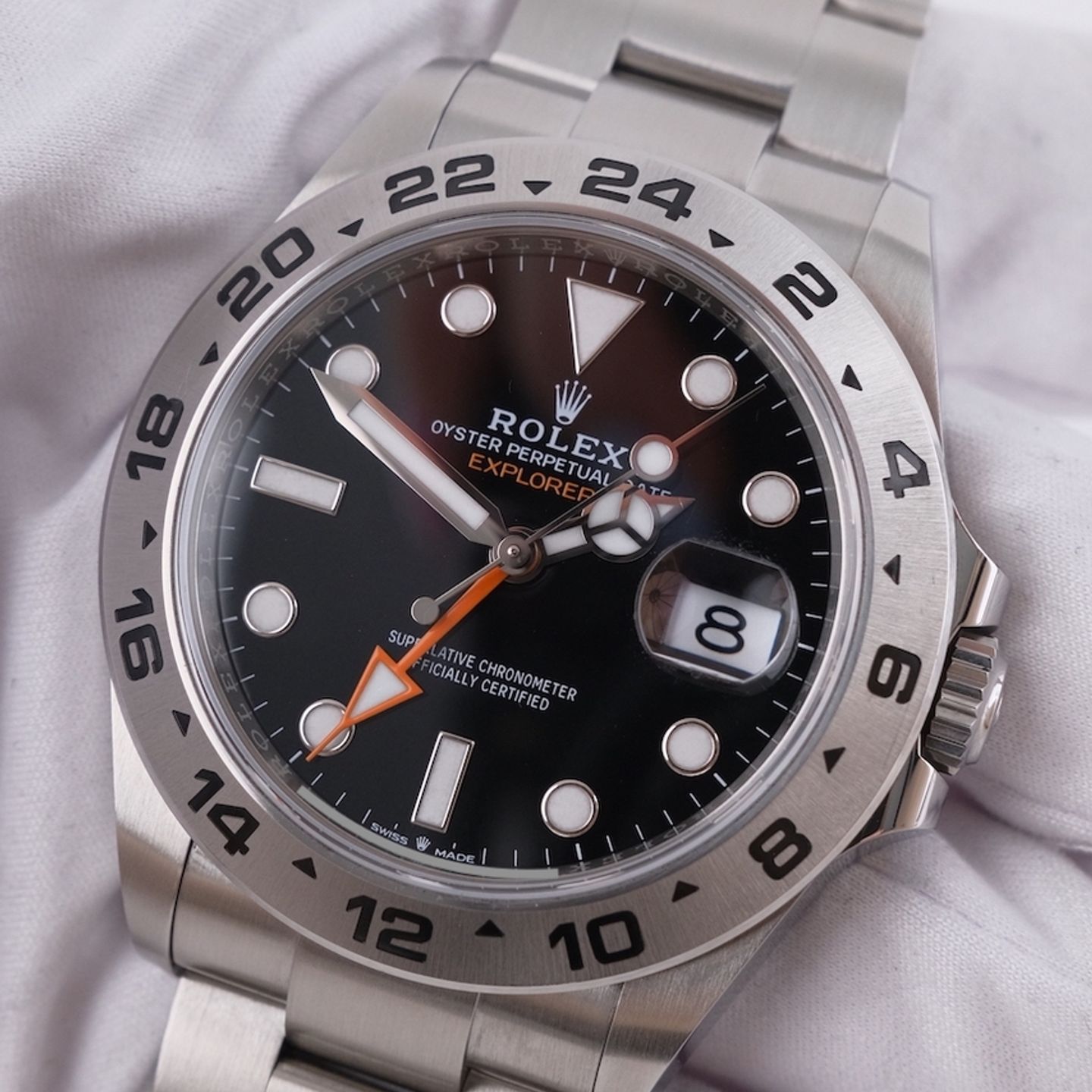 Rolex Explorer II 226570 - (5/8)