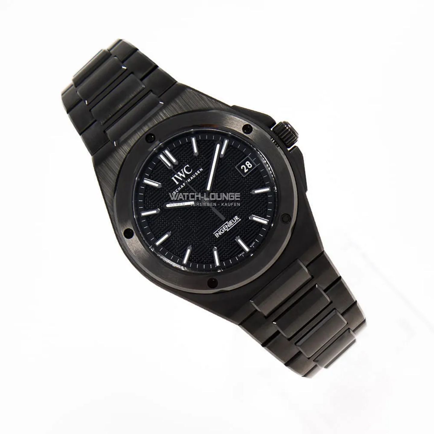 IWC Ingenieur Automatic IW338903 (2026) - Zwart wijzerplaat 42mm Keramiek (2/8)