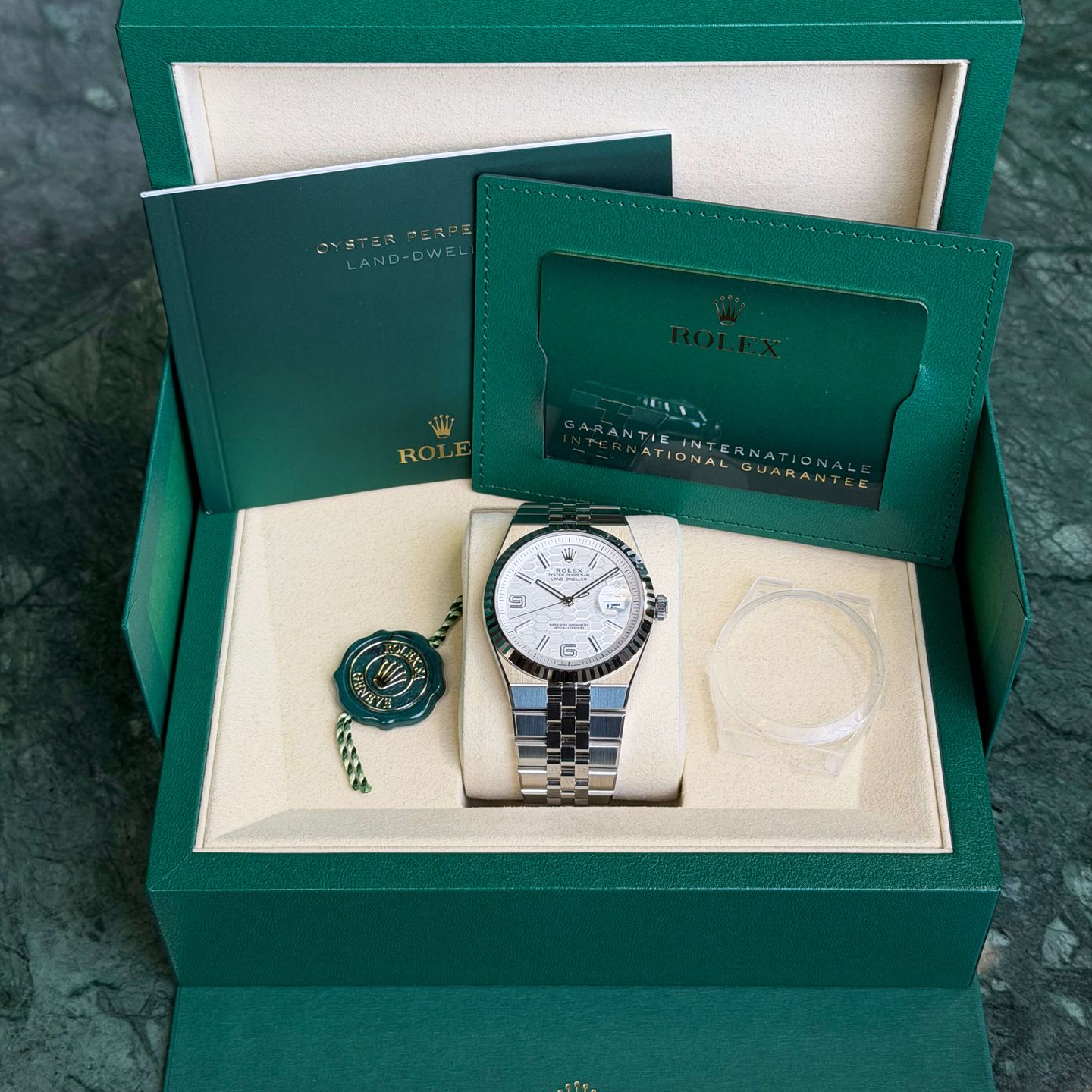 Rolex Land-Dweller 40 127334 - (2/7)