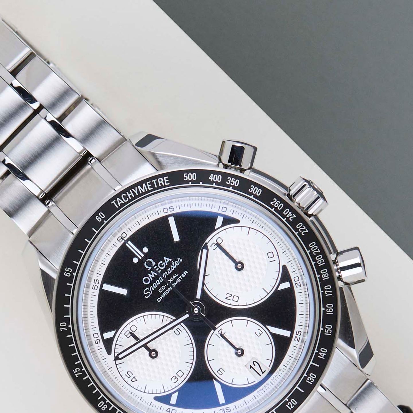 Omega Speedmaster Racing 326.30.40.50.01.002 - (3/8)