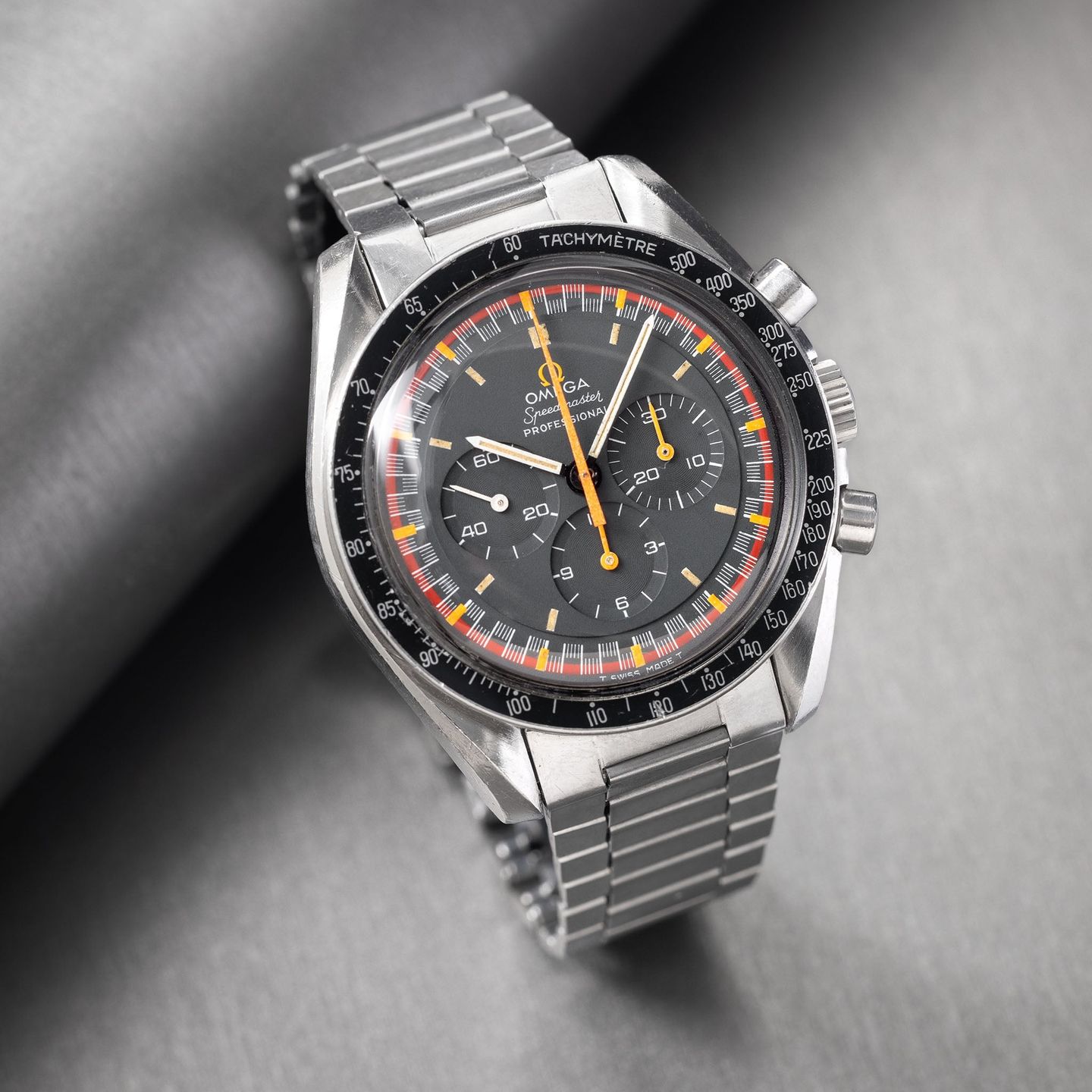 Omega Speedmaster is (Unknown (random serial)) - Grey dial 42 mm Steel case (5/8)