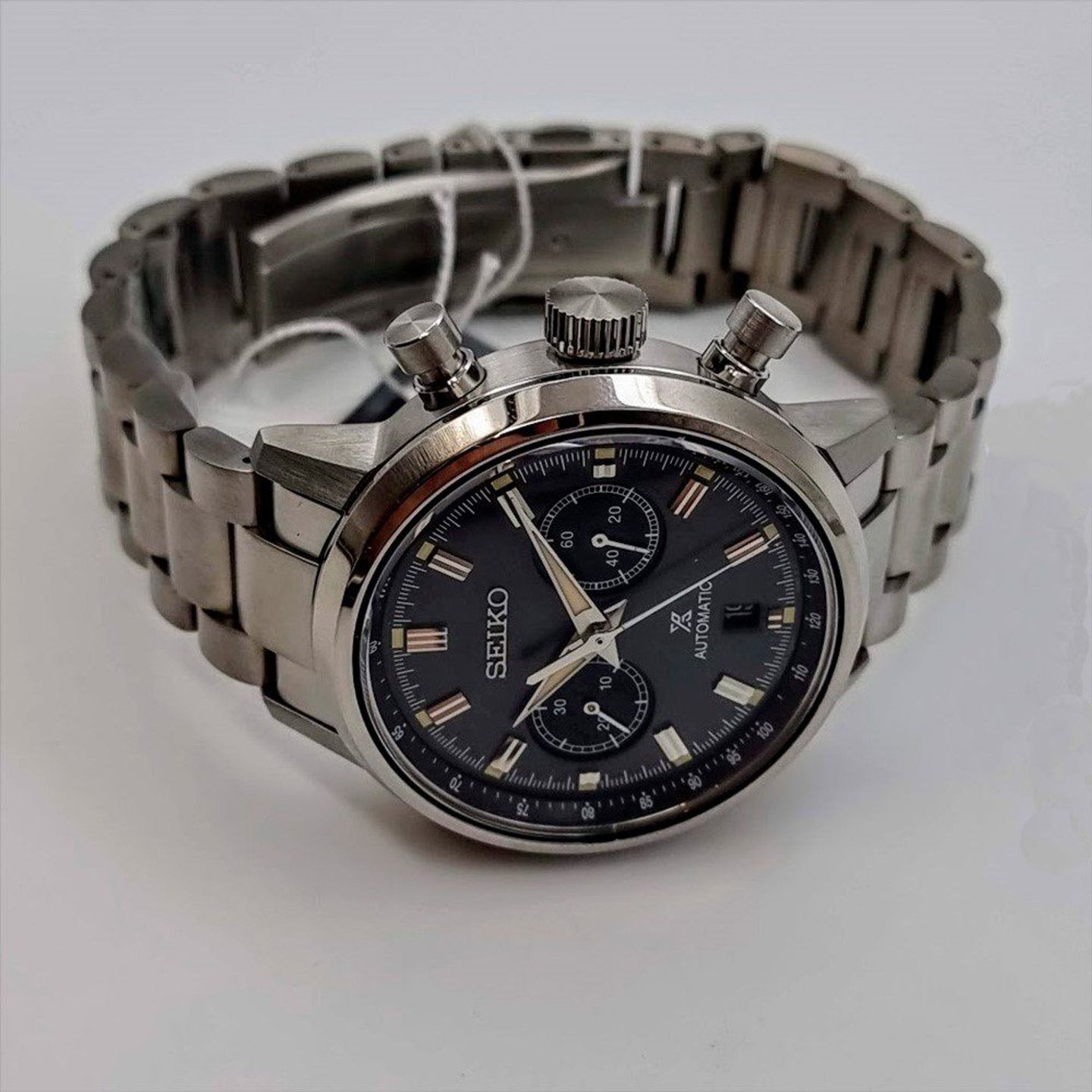 Seiko Prospex SRQ037J1 (2025) - Grey dial 43 mm Steel case (6/8)