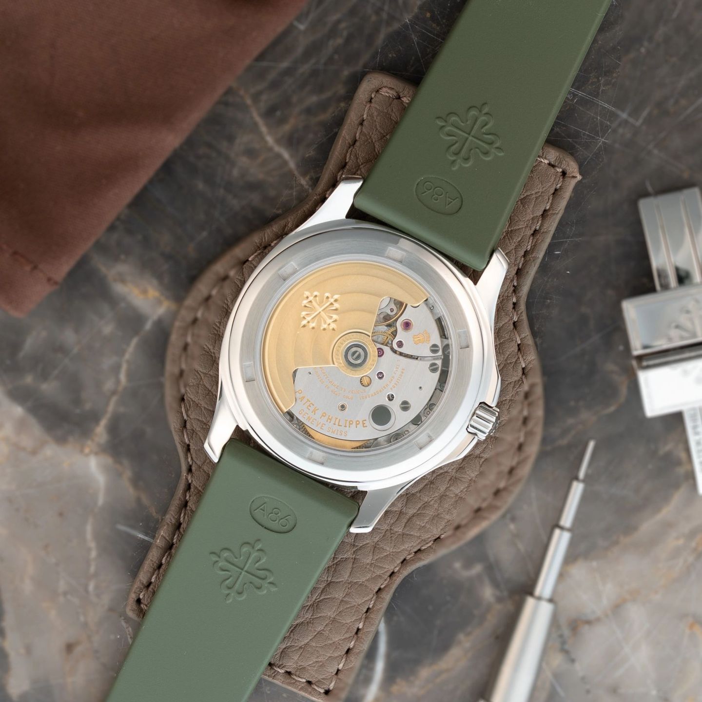 Patek Philippe Aquanaut 5066 - (4/6)