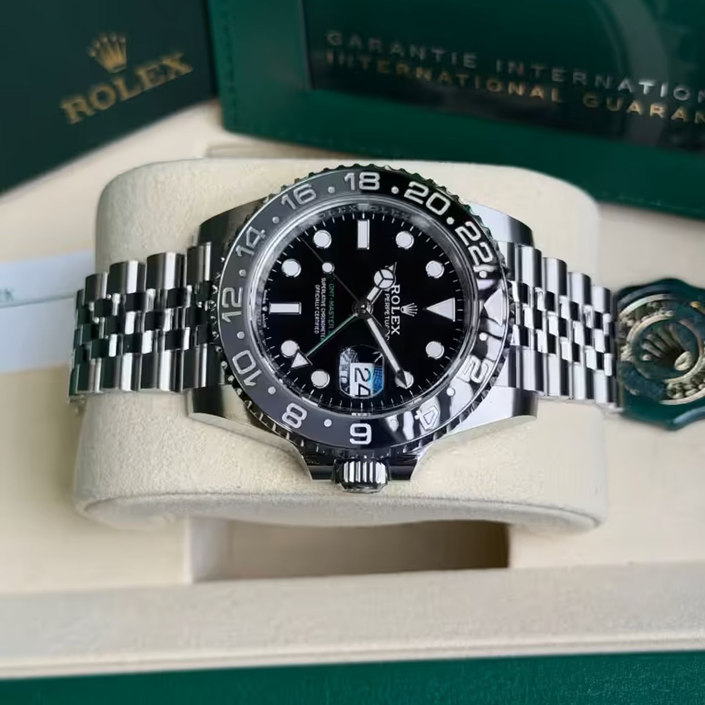 Rolex GMT-Master II 126710GRNR - (4/6)