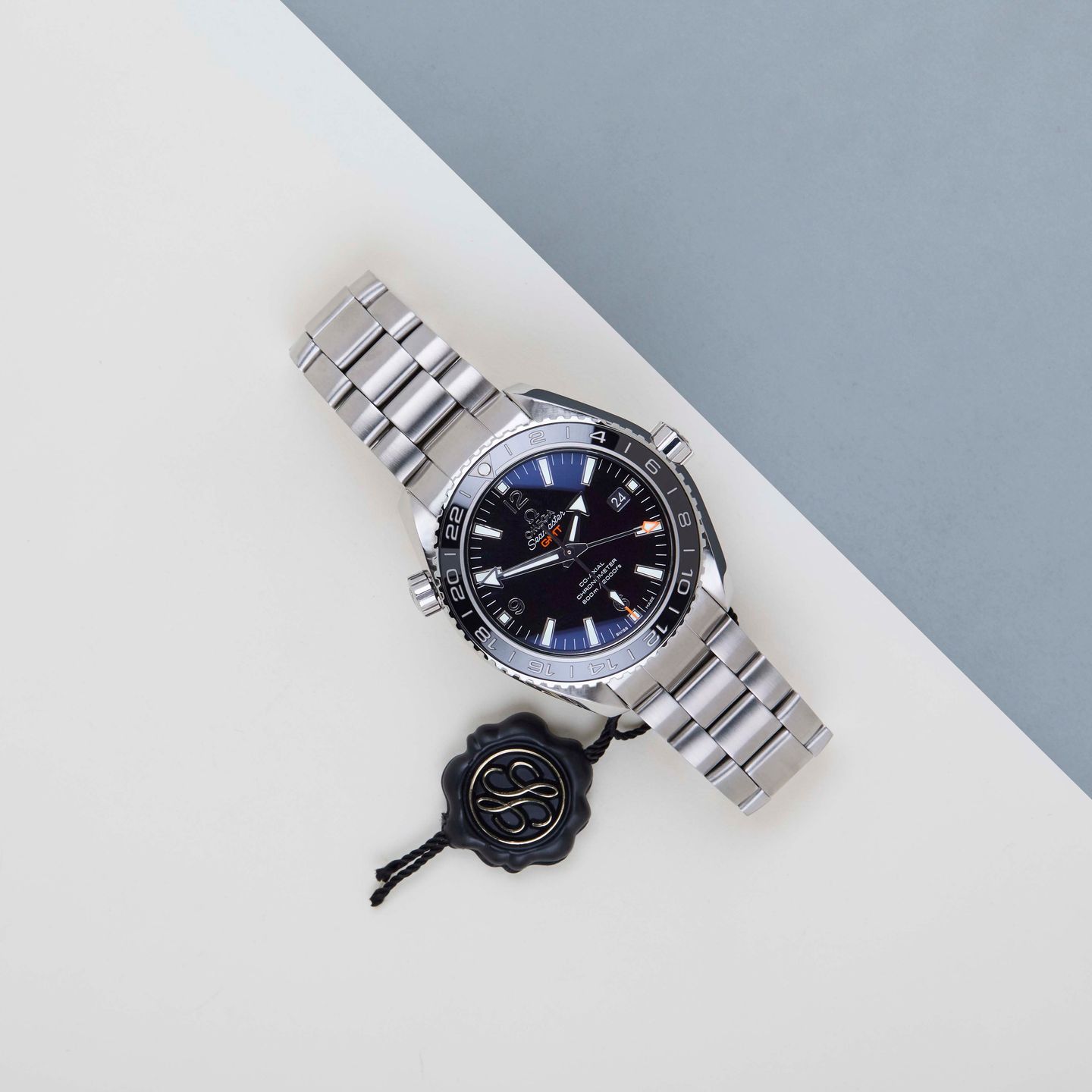Omega Seamaster Planet Ocean 232.30.44.22.01.001 - (2/8)
