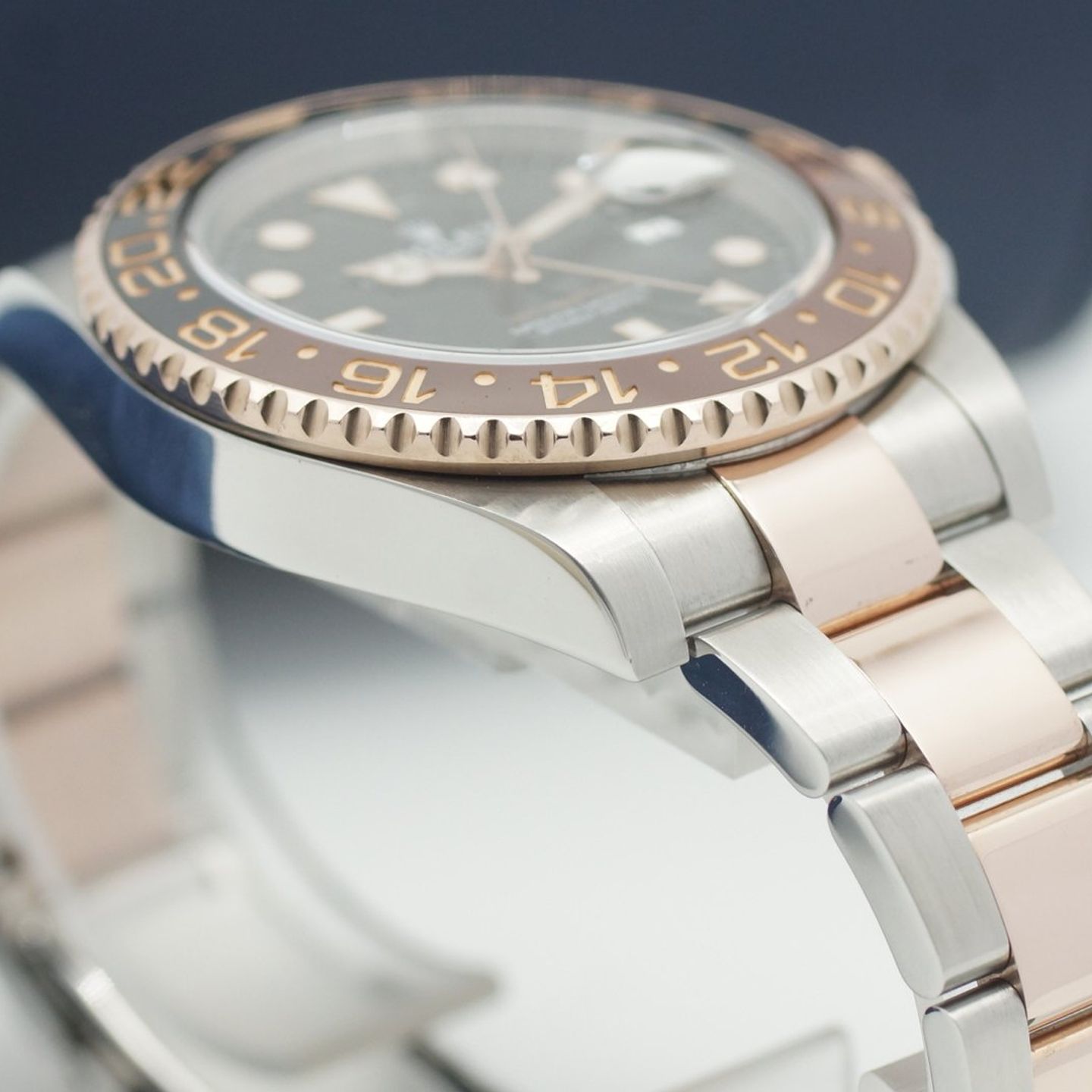 Rolex GMT-Master II 126711CHNR (2019) - Zwart wijzerplaat 40mm Goud/Staal (6/8)