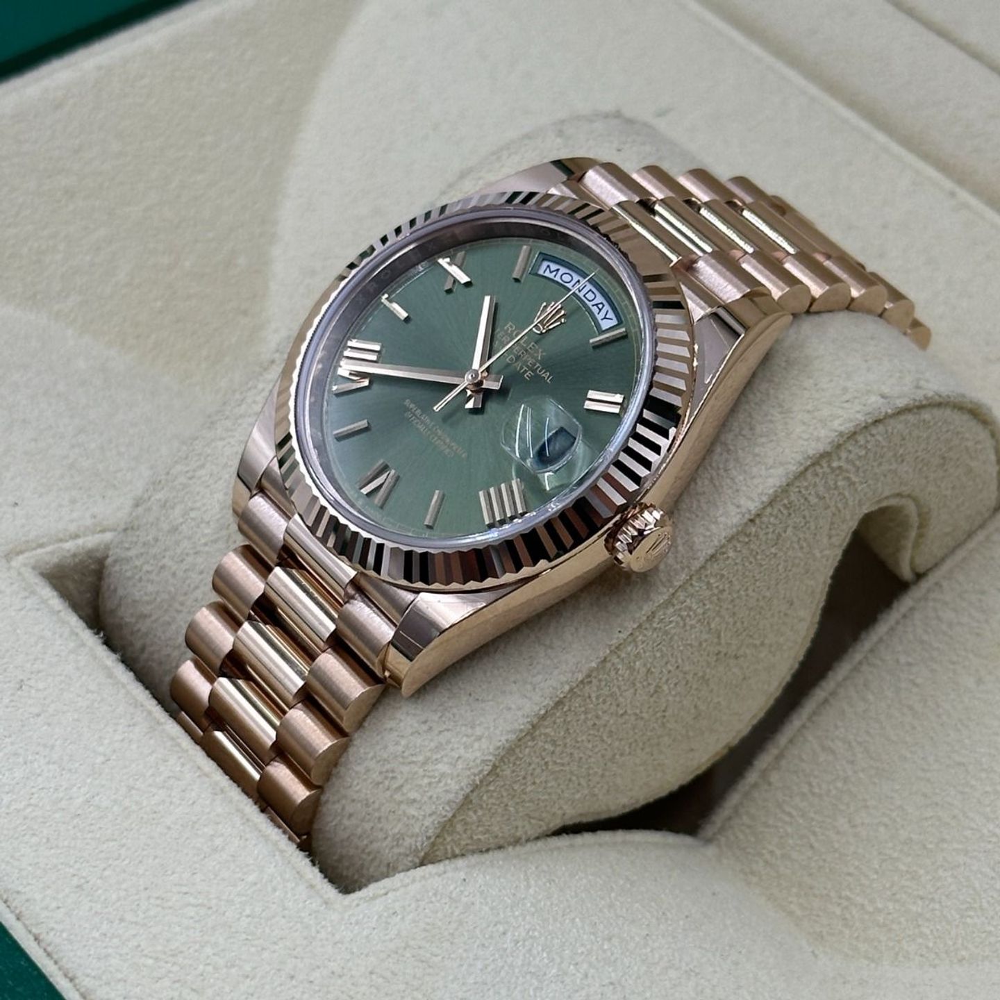 Rolex Day-Date 40 228235 (2024) - Green dial 40 mm Rose Gold case (6/8)