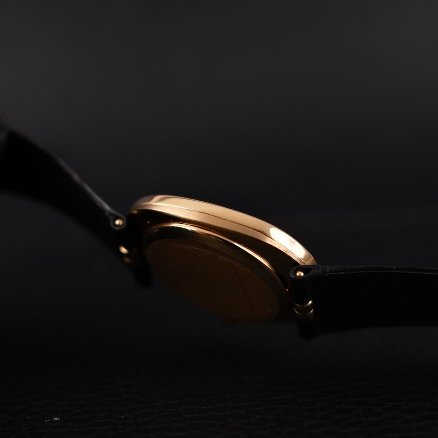 Patek Philippe Golden Ellipse 3948 (Unknown (random serial)) - White dial 28 mm Yellow Gold case (5/8)