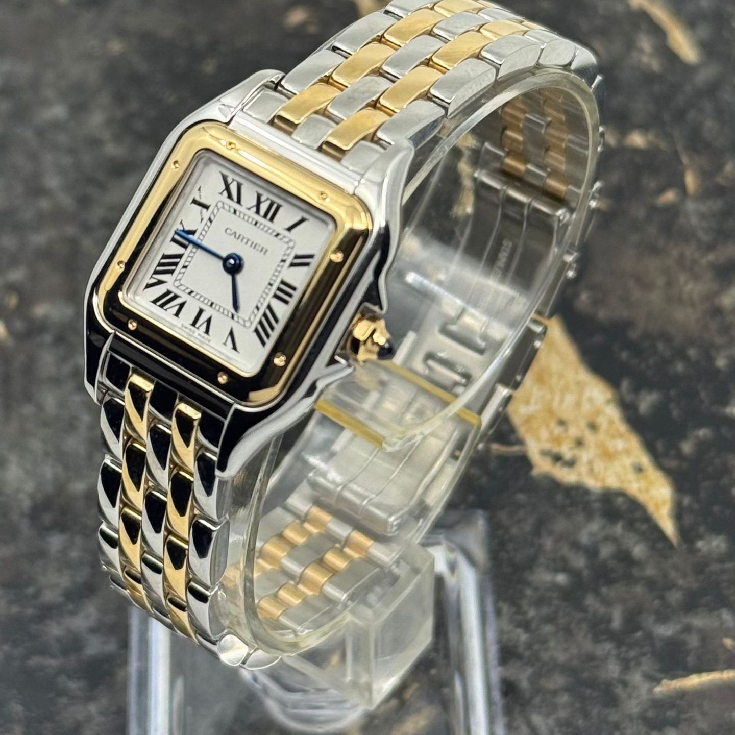 Cartier Panthère W2PN0018 (2026) - White dial 30 mm Gold/Steel case (5/8)