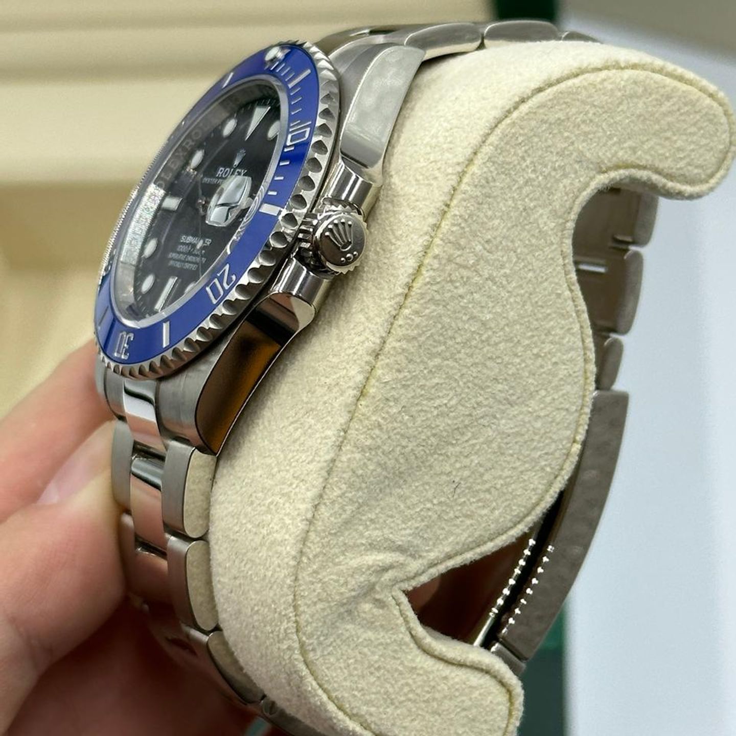 Rolex Submariner Date 126619LB (2025) - Black dial 41 mm White Gold case (8/10)