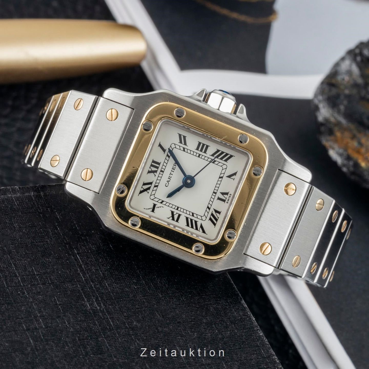 Cartier Santos 82036283 (Unknown (random serial)) - White dial 24 mm Gold/Steel case (2/8)