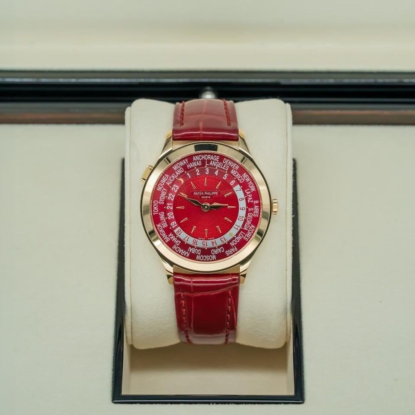 Patek Philippe Complications 7129j-001 - (1/2)