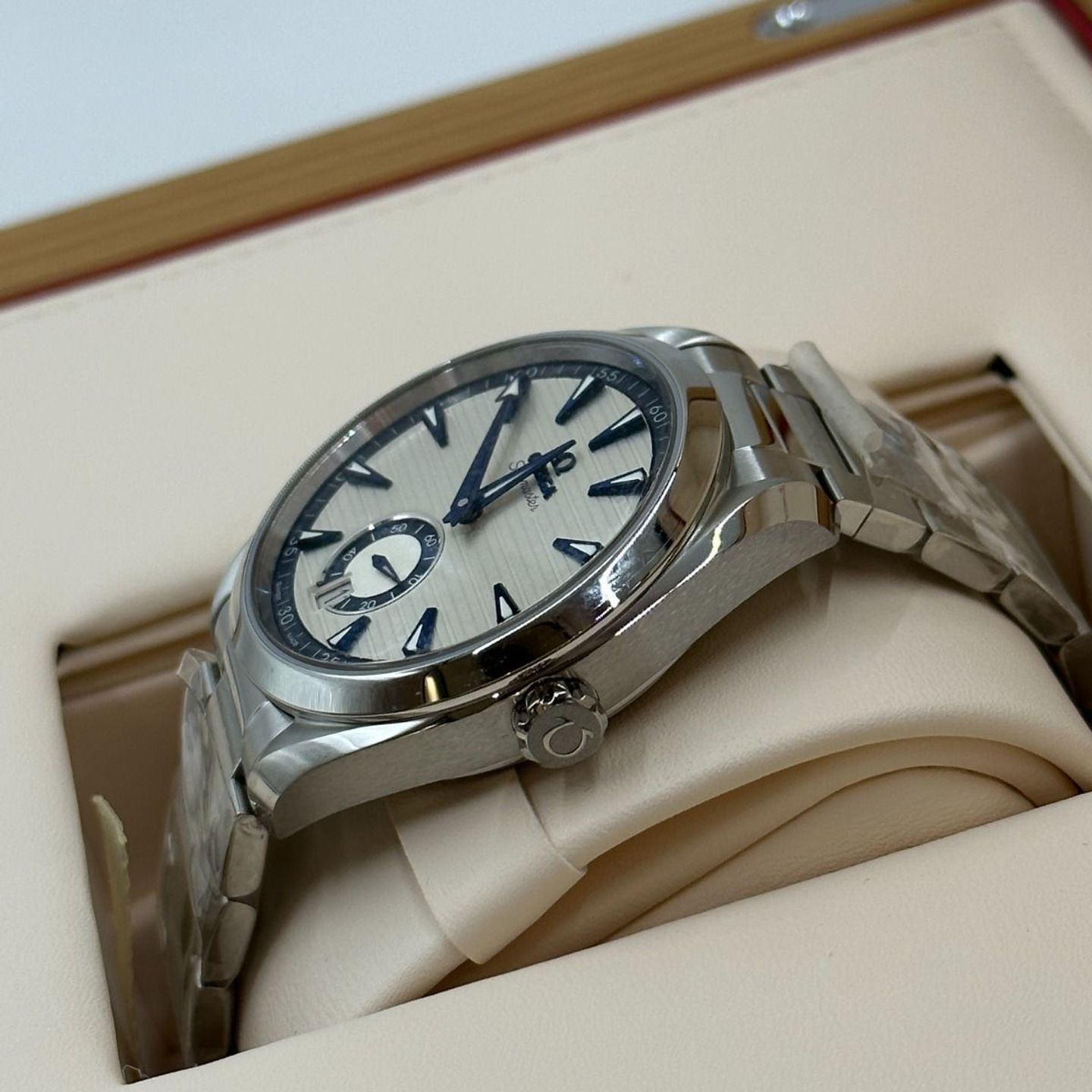 Omega Seamaster Aqua Terra 220.10.41.21.02.004 - (5/8)