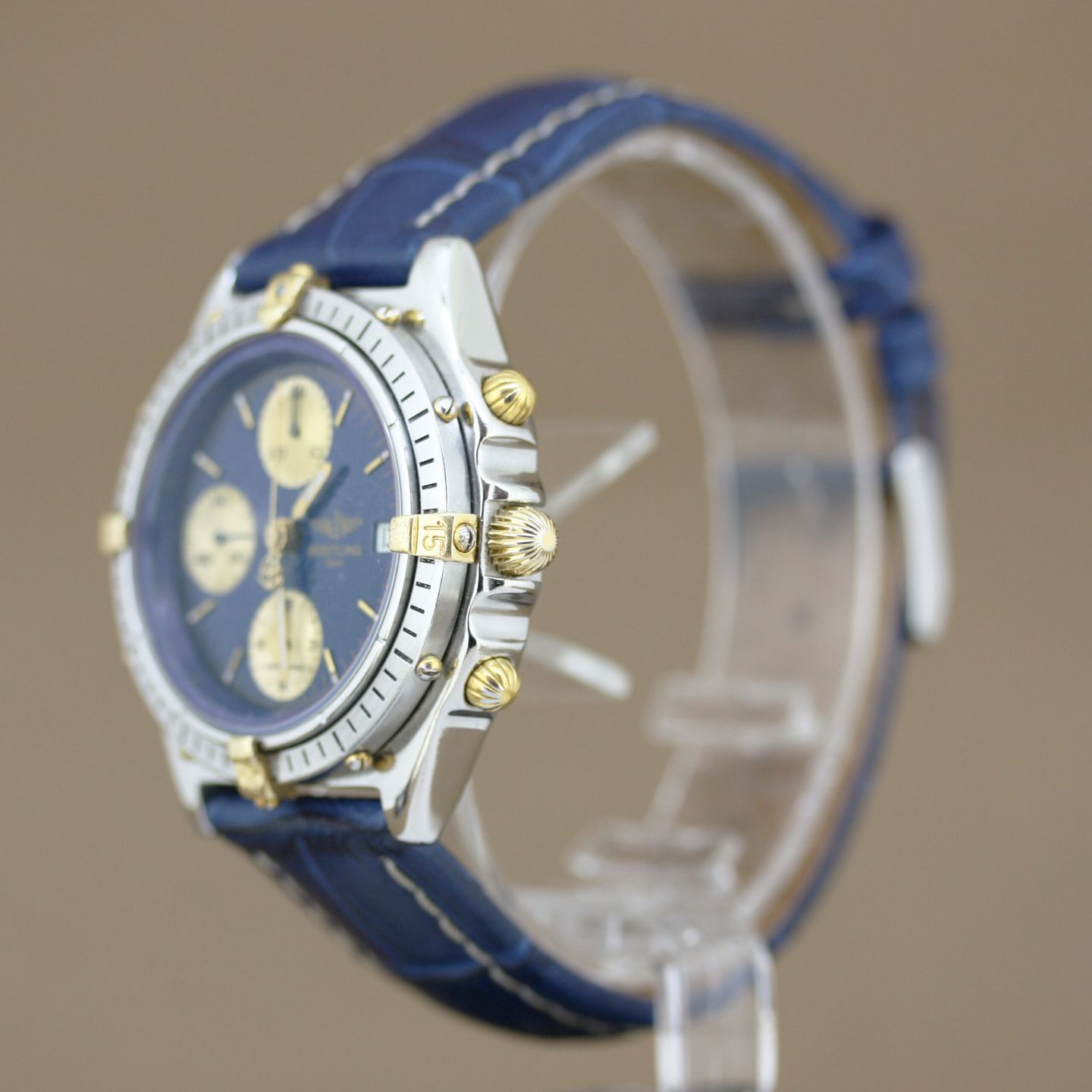 Breitling Chronomat 81950 (1985) - Blue dial 39 mm Gold/Steel case (5/8)