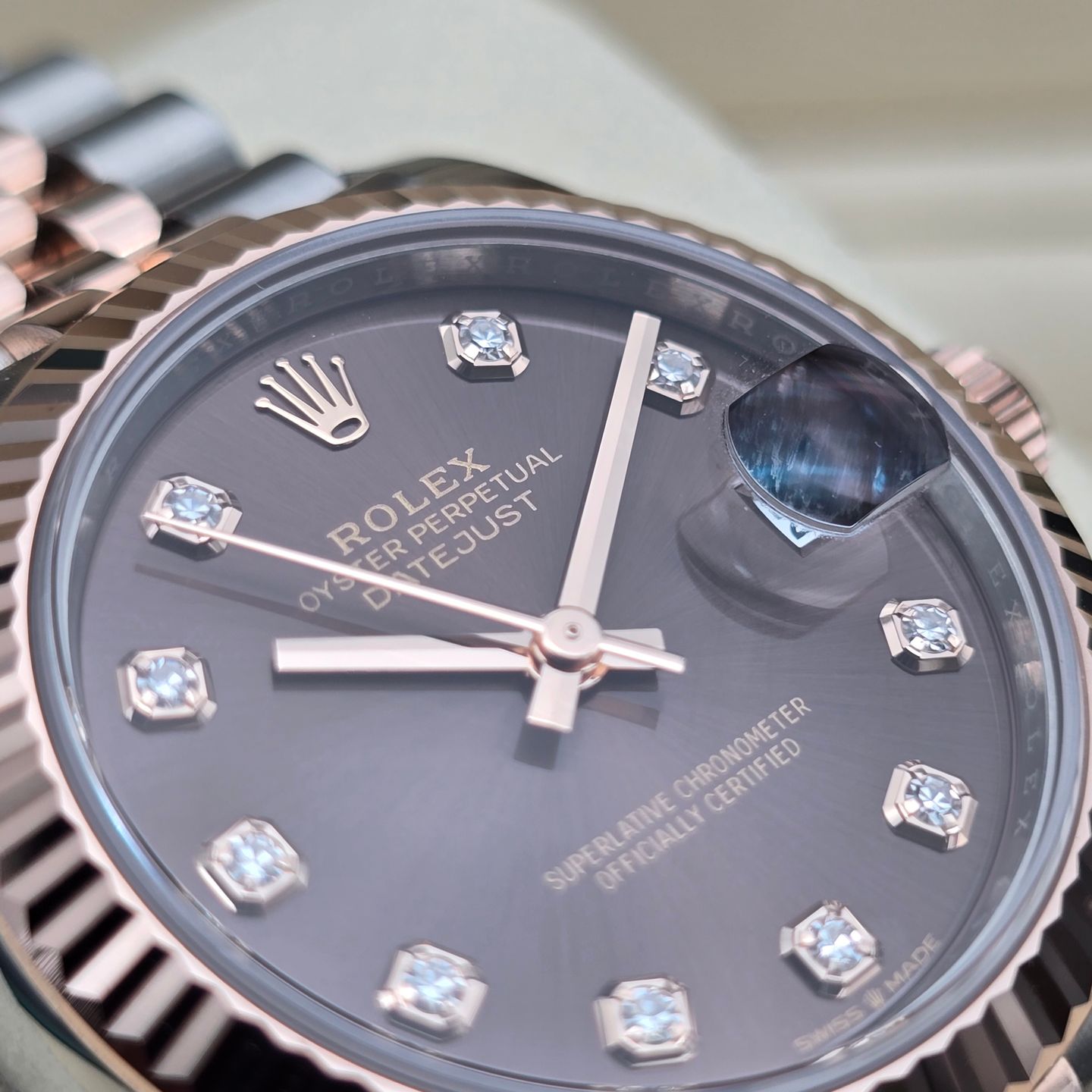 Rolex Datejust 31 278271 (2026) - Brown dial 31 mm Gold/Steel case (4/8)