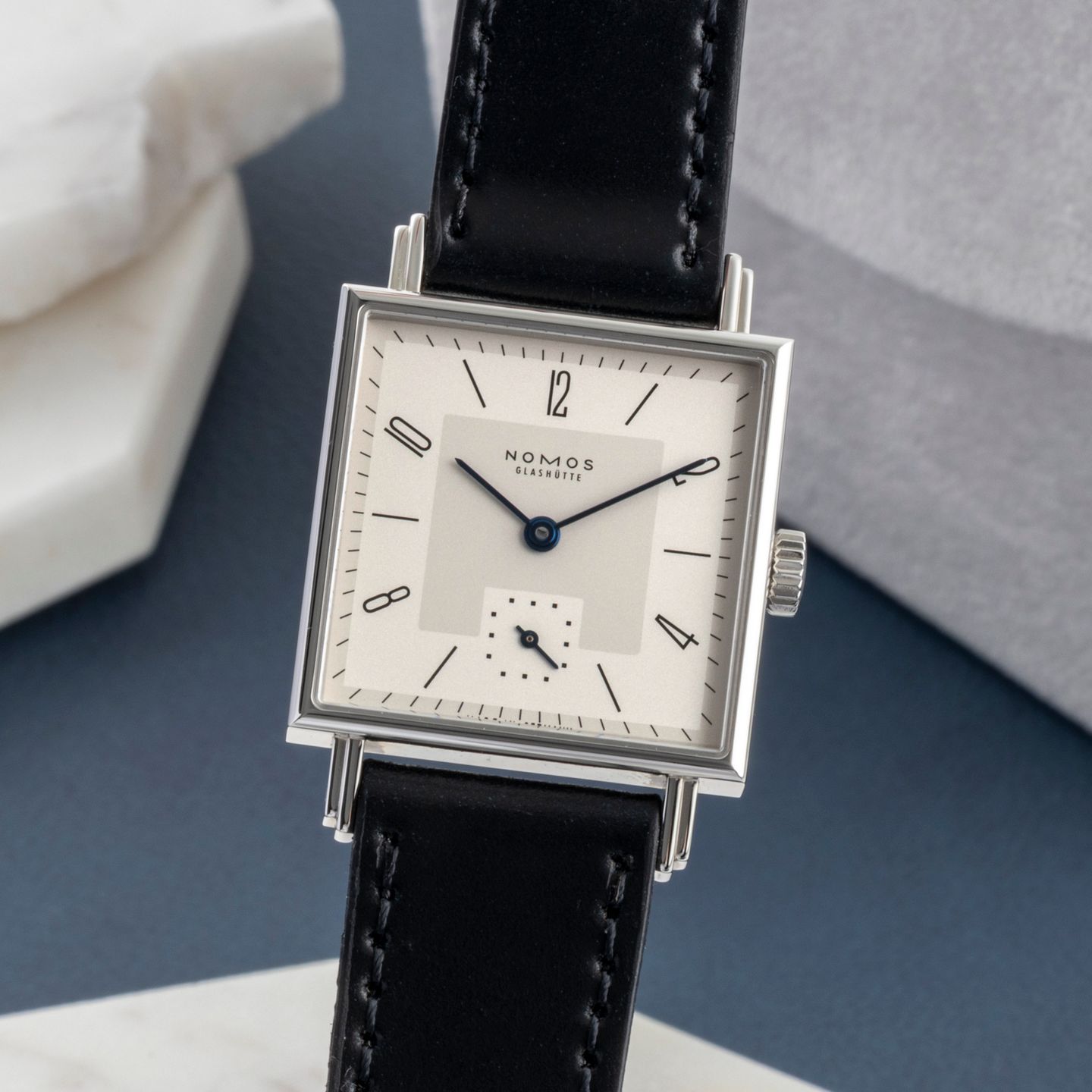 NOMOS Tetra 408 - (3/8)