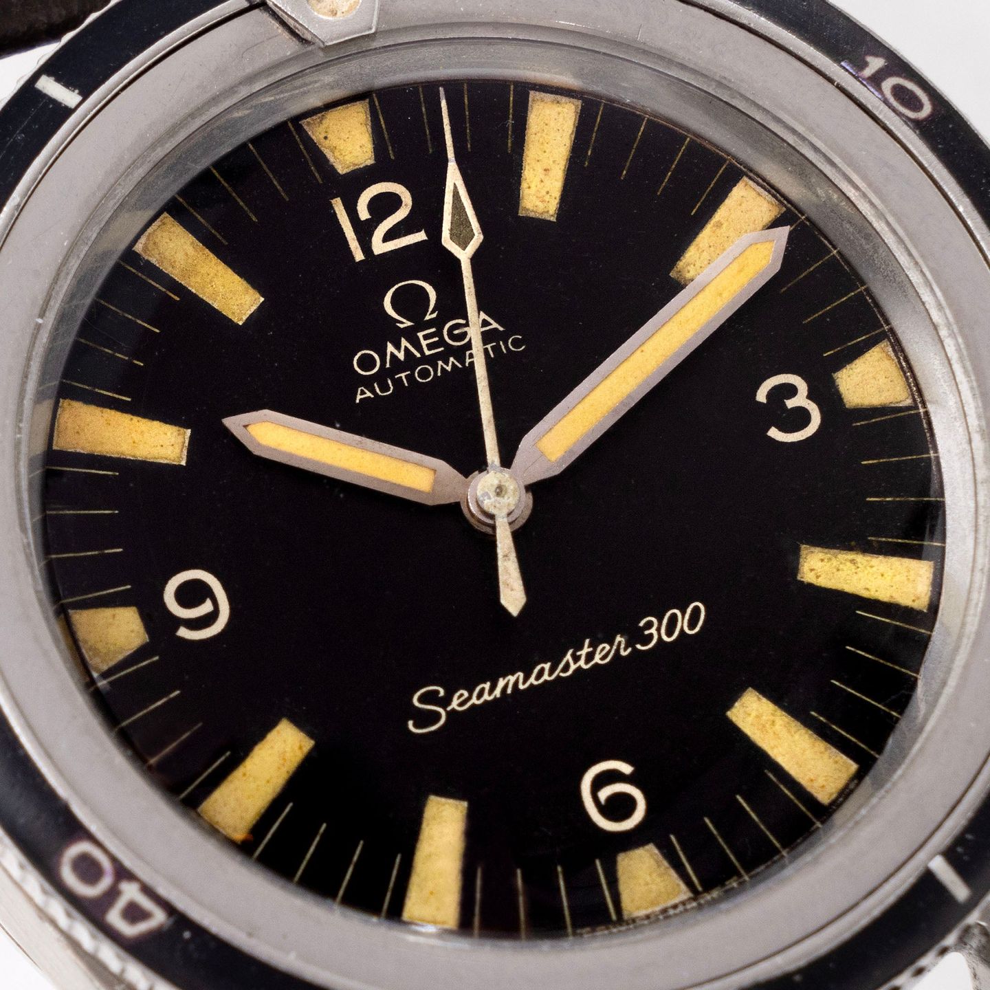 Omega Seamaster 300 165.014 (1966) - Black dial 39 mm Steel case (3/8)