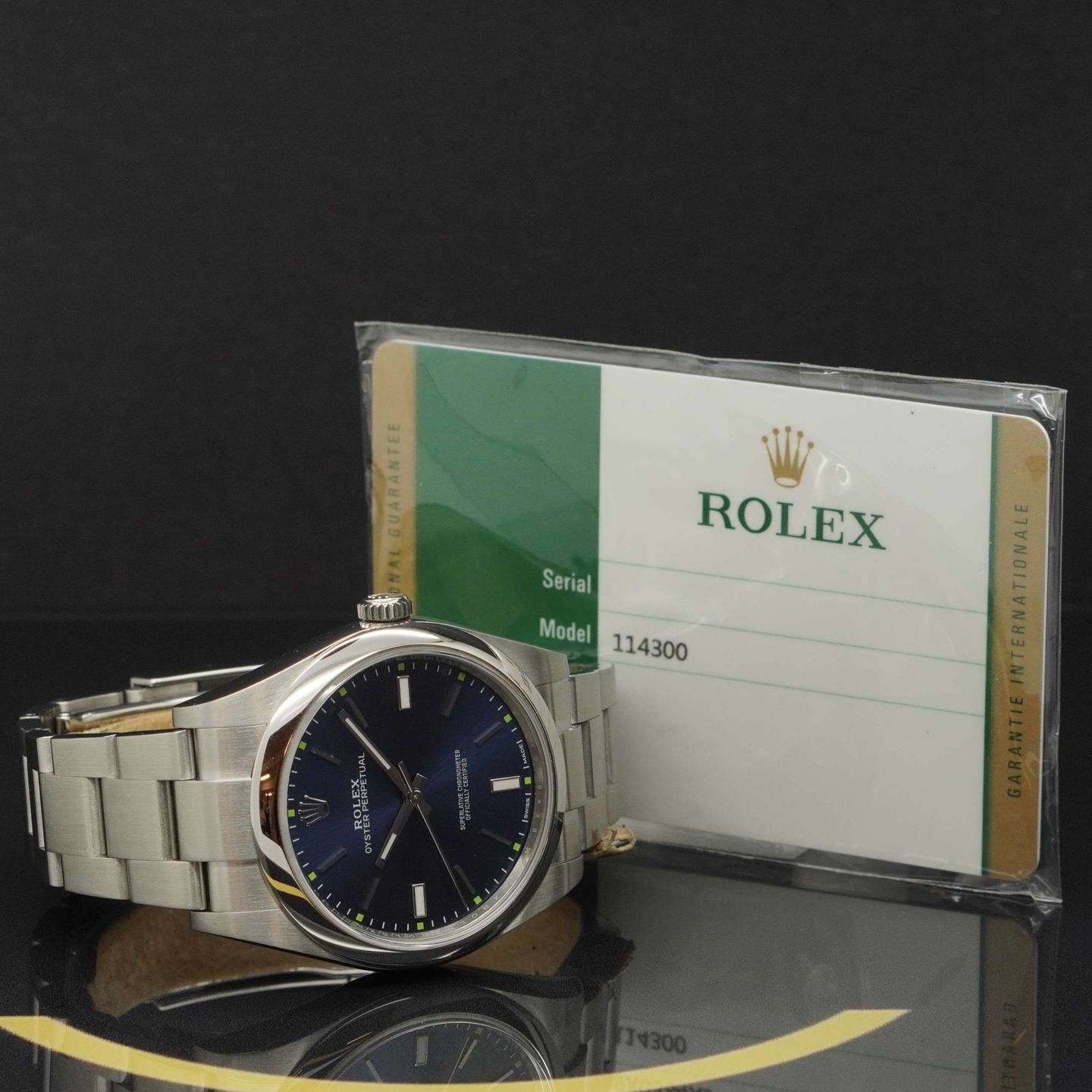 Rolex Oyster Perpetual 39 114300 (2017) - Blauw wijzerplaat 39mm Staal (4/6)