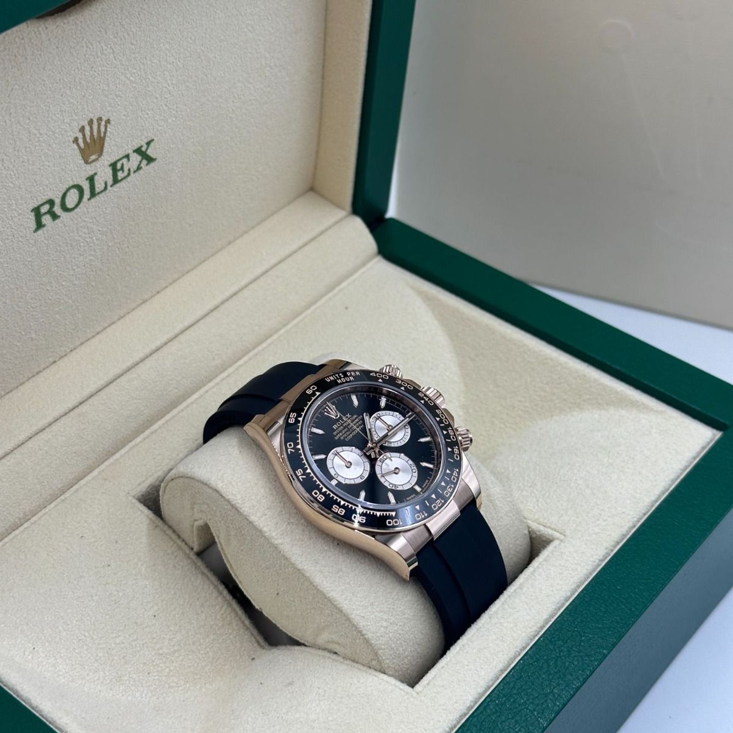 Rolex Daytona 126515LN (2023) - Black dial 40 mm Rose Gold case (3/8)