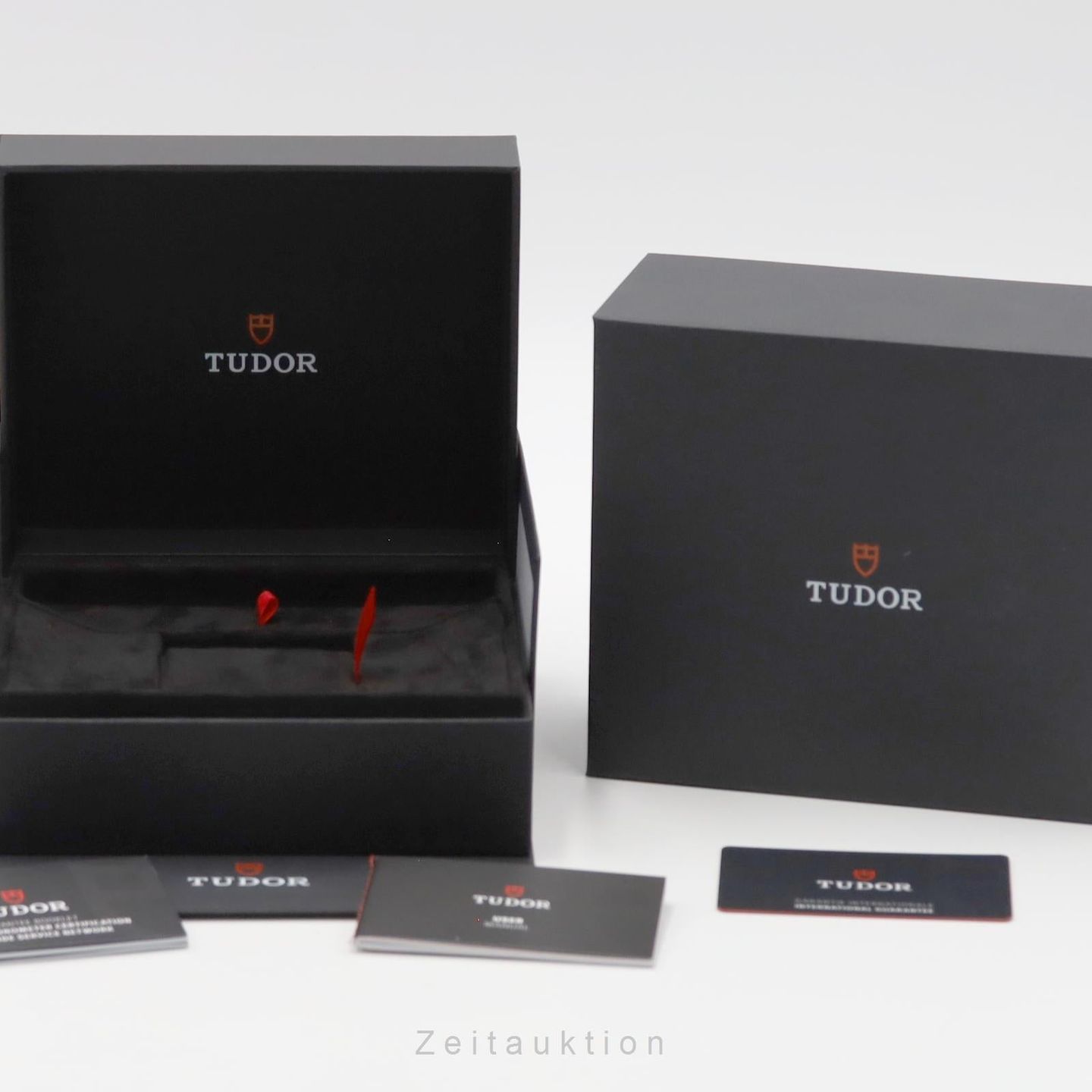 Tudor Black Bay 68 7943A1A0NU - (7/8)