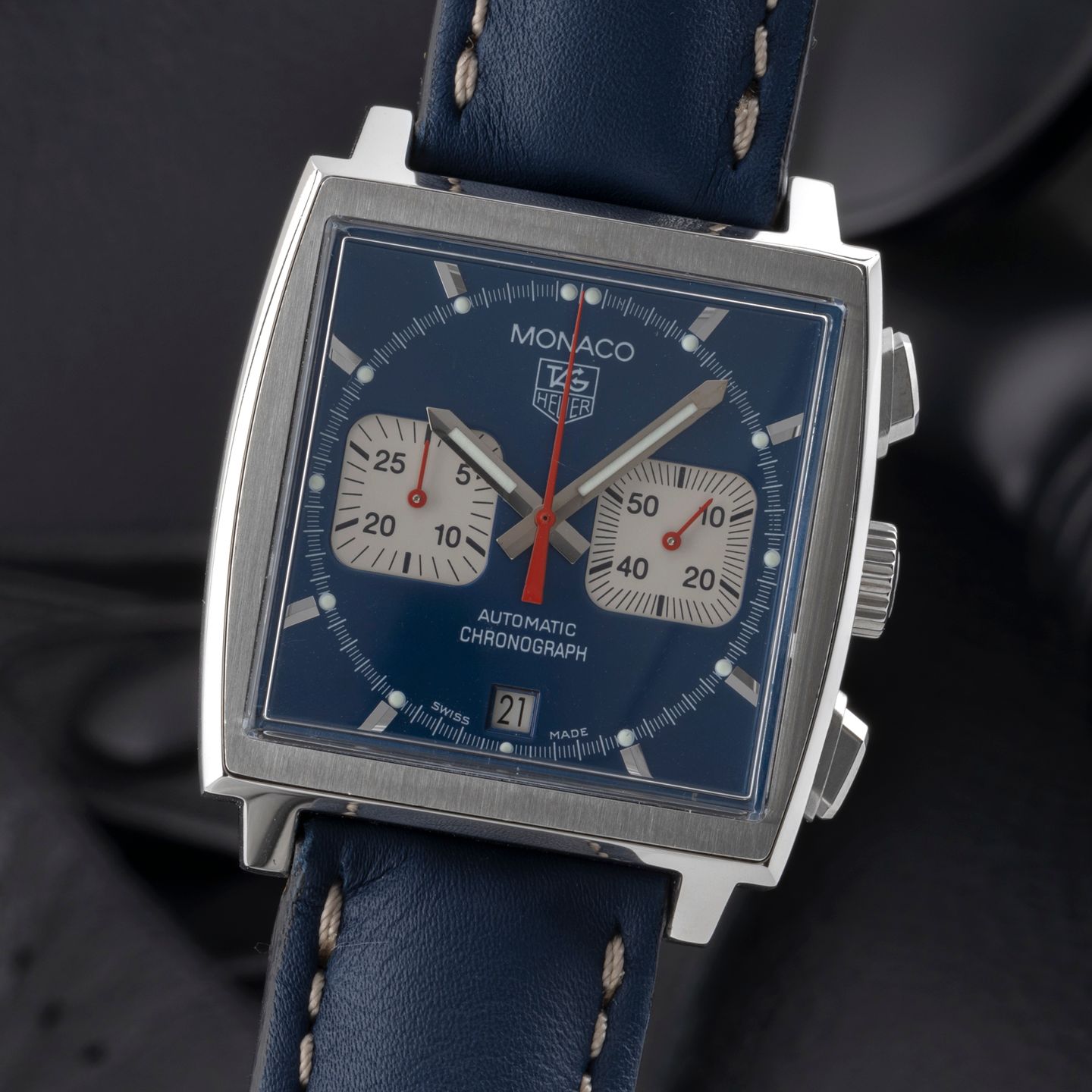 TAG Heuer Monaco CW2113 (2008) - Blue dial 38 mm Steel case (3/8)