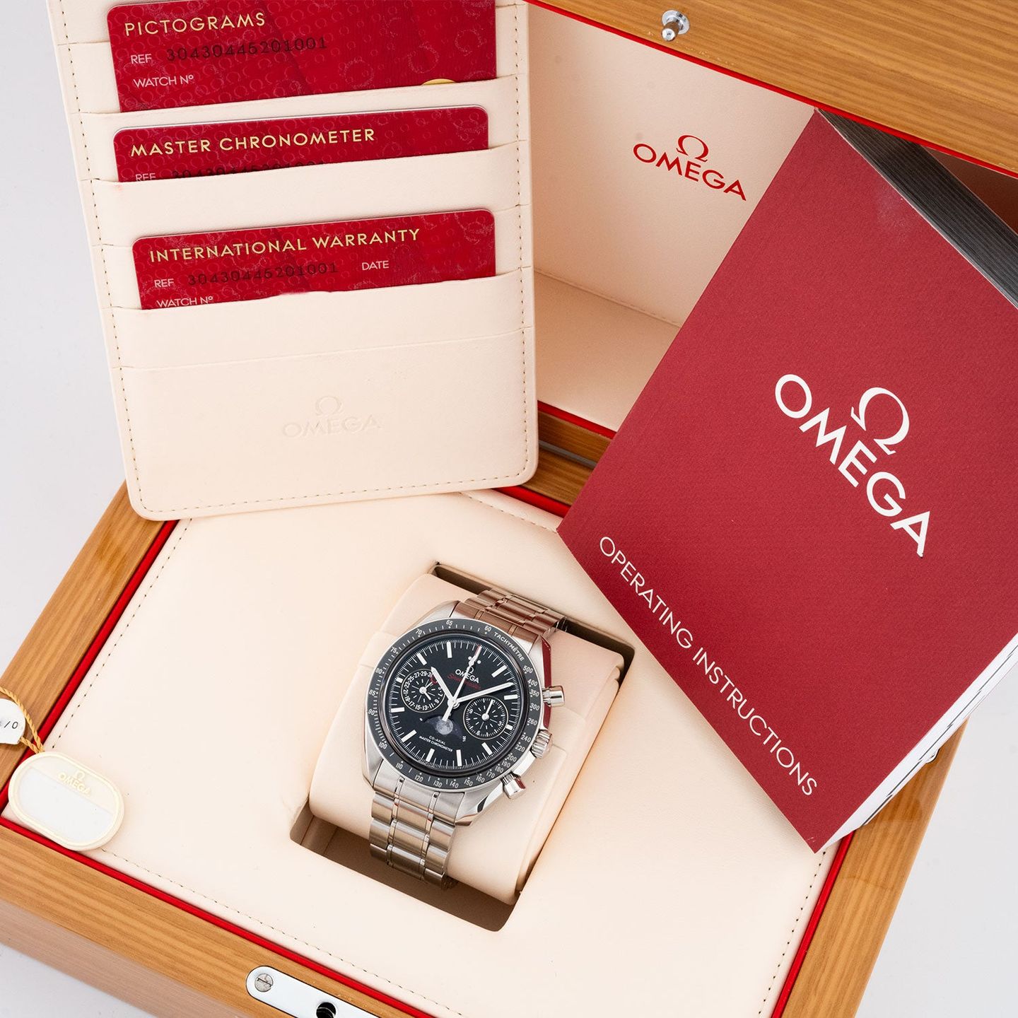 Omega Speedmaster Moonphase 304.30.44.52.01.001 (Unknown (random serial)) - Black dial 44 mm Steel case (7/7)