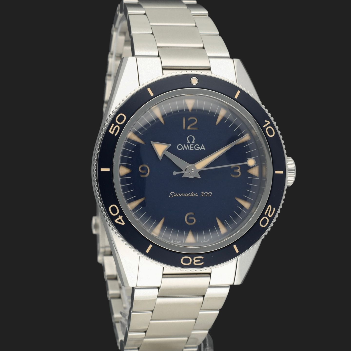 Omega Seamaster 300 234.30.41.21.03.001 (2022) - Blue dial 41 mm Steel case (4/7)