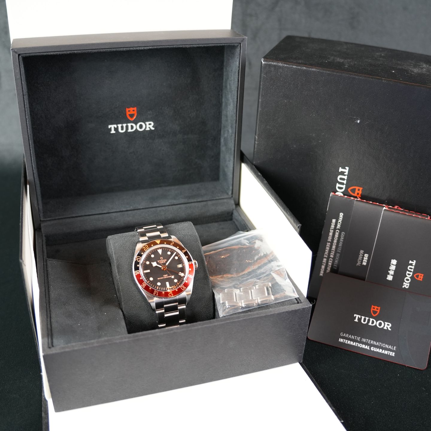Tudor Black Bay Fifty-Eight 7939G1A0NRU (2025) - Black dial 39 mm Steel case (8/8)