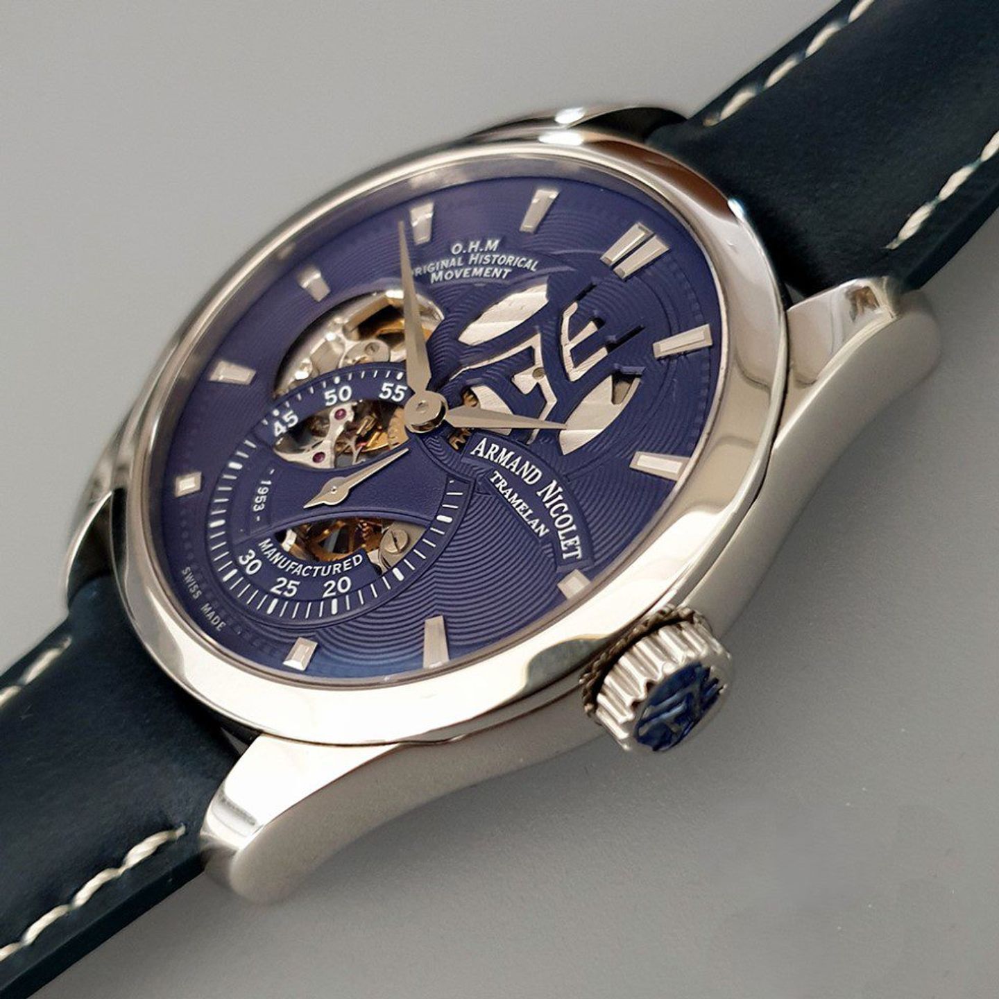 Armand Nicolet Unknown A132AAA-BU-P140BU2 (2025) - Blue dial 43 mm Steel case (3/8)