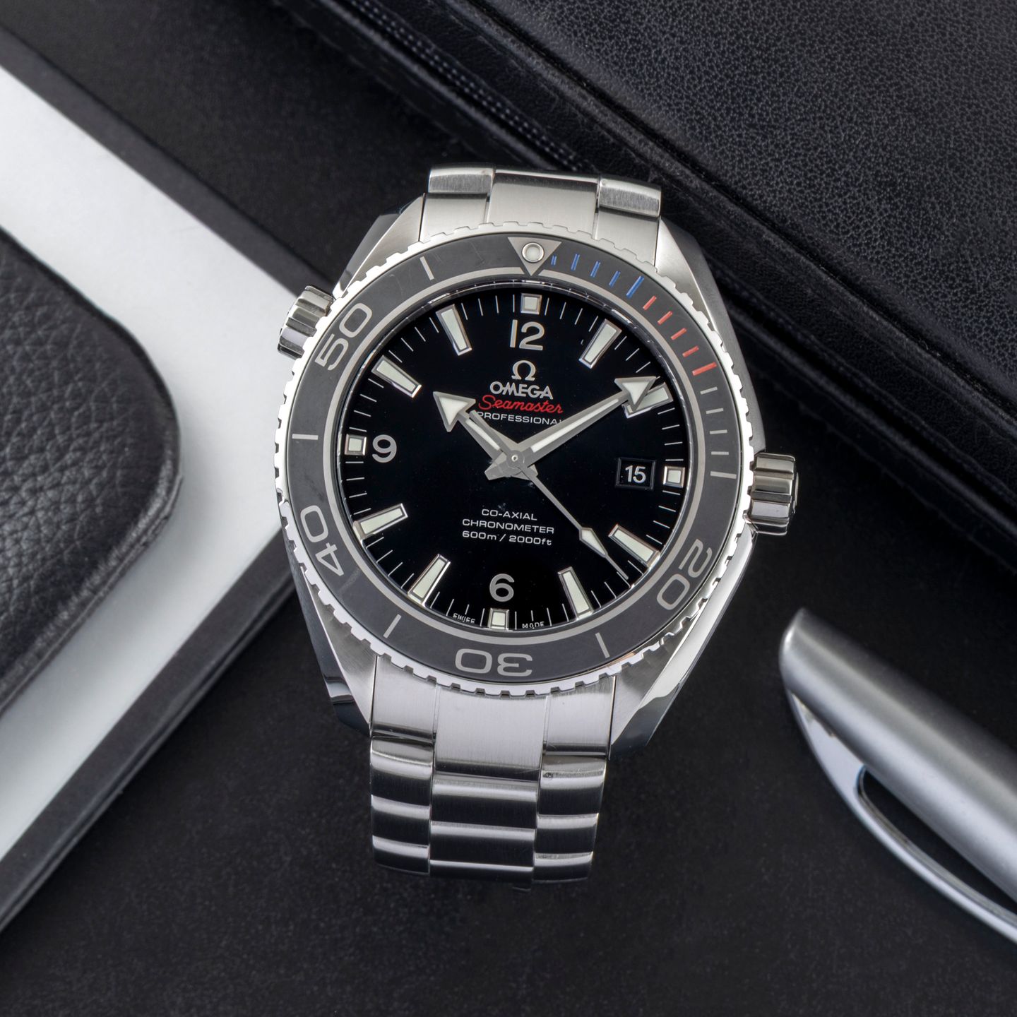 Omega Seamaster Planet Ocean 522.30.46.21.01.001 (Onbekend (willekeurig serienummer)) - Zwart wijzerplaat 46mm Staal (1/8)