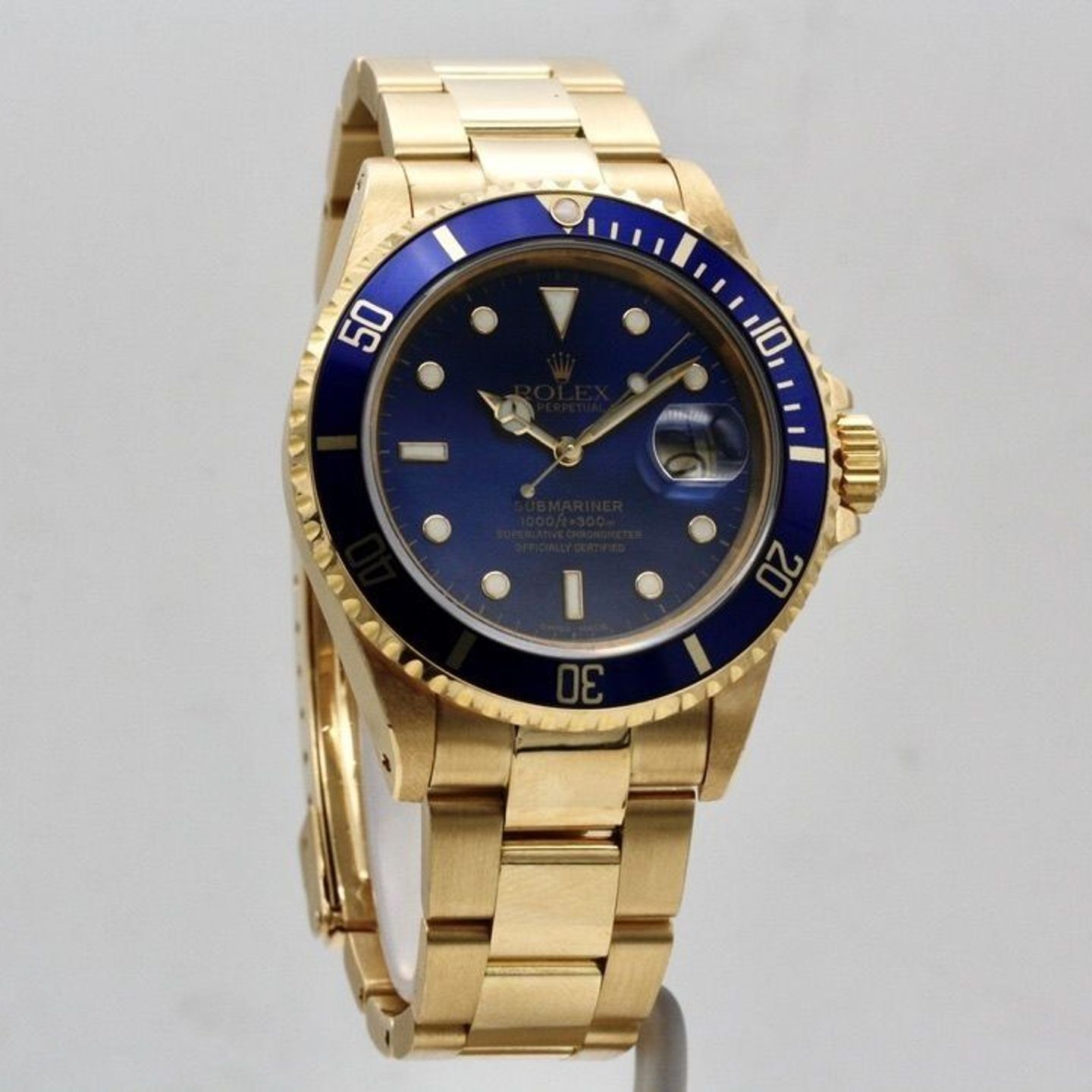 Rolex Submariner Date 16808 (1988) - Blue dial 40 mm Yellow Gold case (1/8)