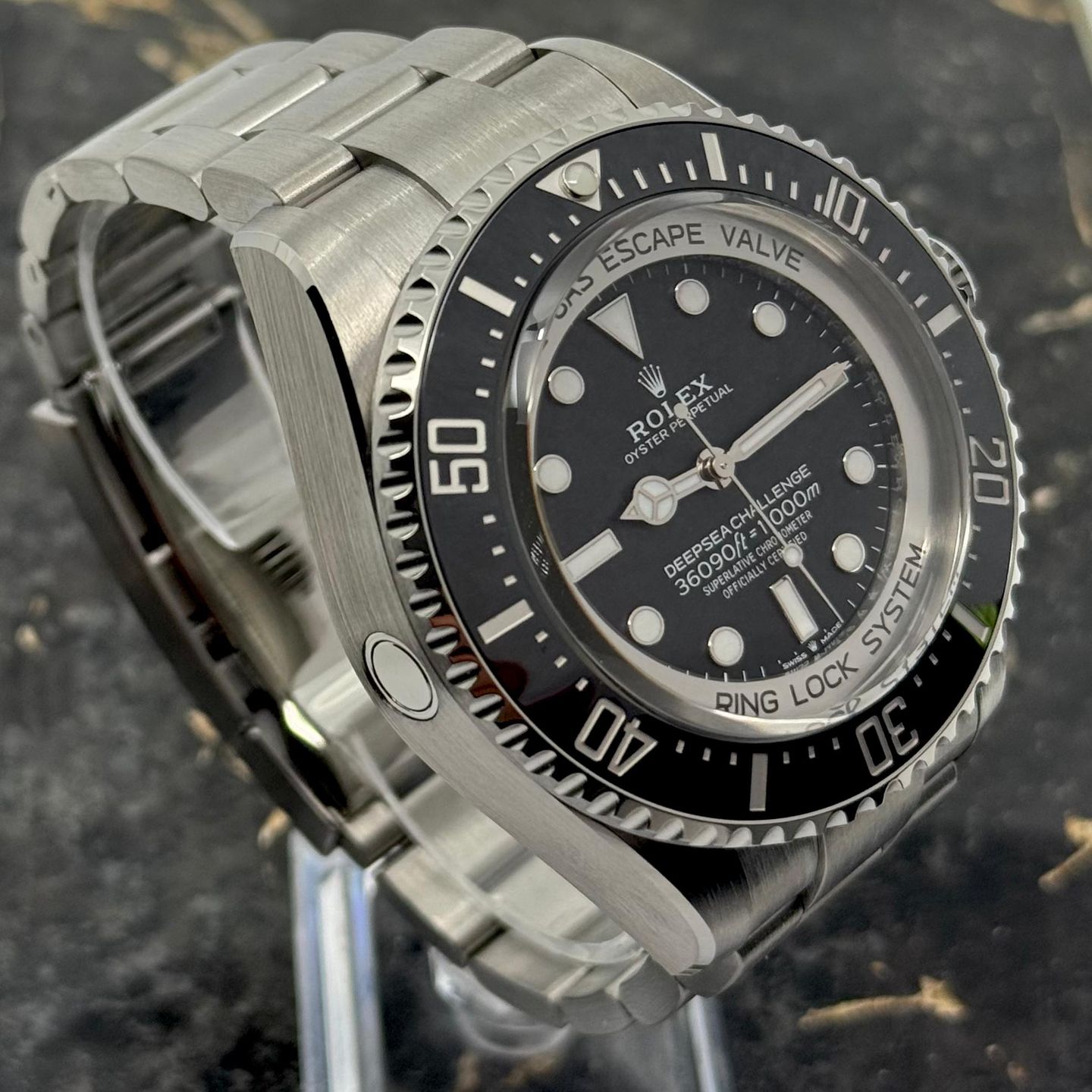 Rolex Sea-Dweller Deepsea 126067 (2025) - Zwart wijzerplaat 50mm Titanium (7/8)