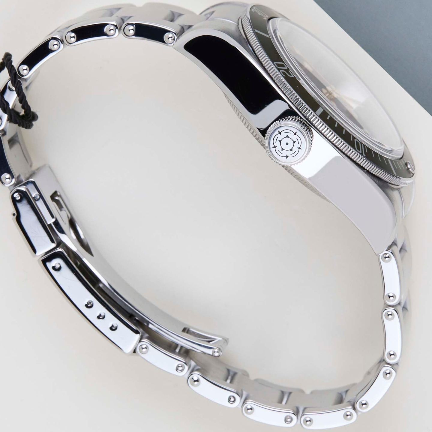 Tudor Black Bay 79230G (2022) - Black dial 41 mm Steel case (7/8)