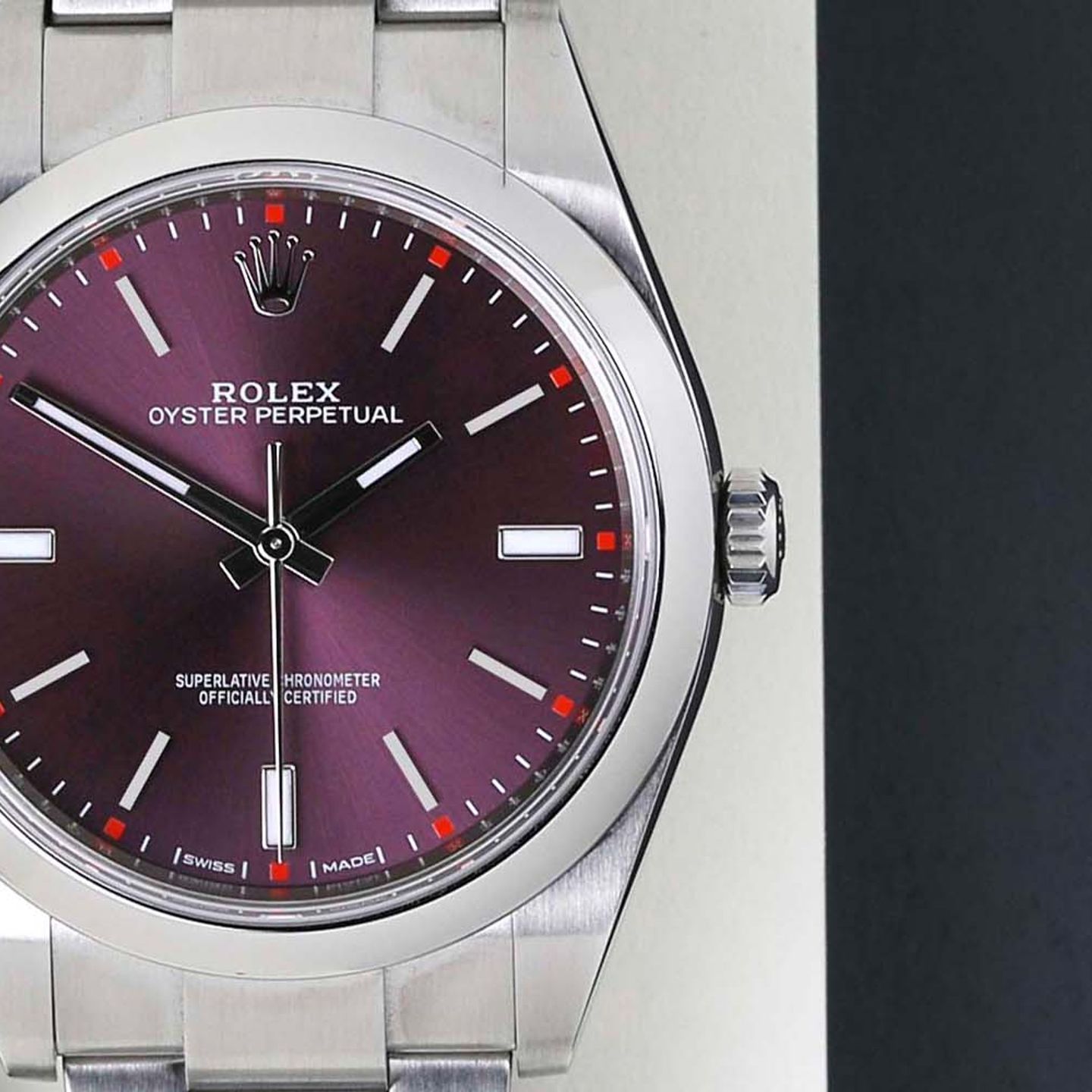 Rolex Oyster Perpetual 39 114300 (2019) - Rood wijzerplaat 39mm Staal (5/8)