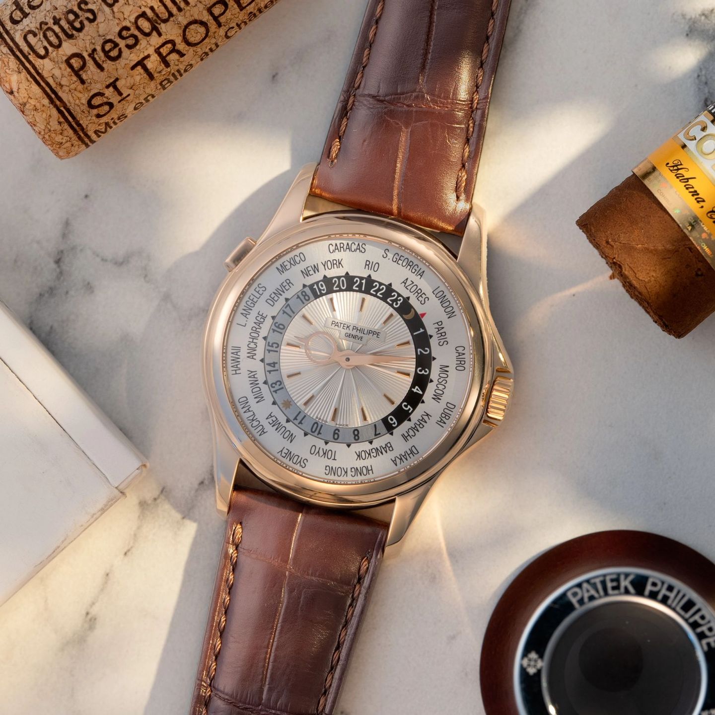 Patek Philippe World Time 5130R - (1/8)
