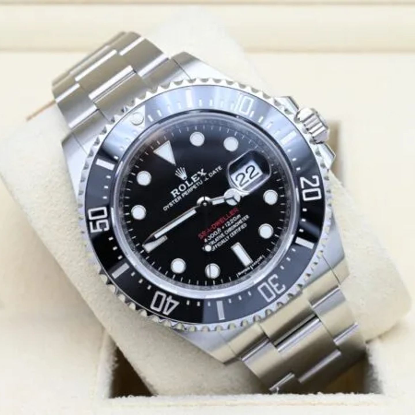 Rolex Sea-Dweller 126600 - (1/7)