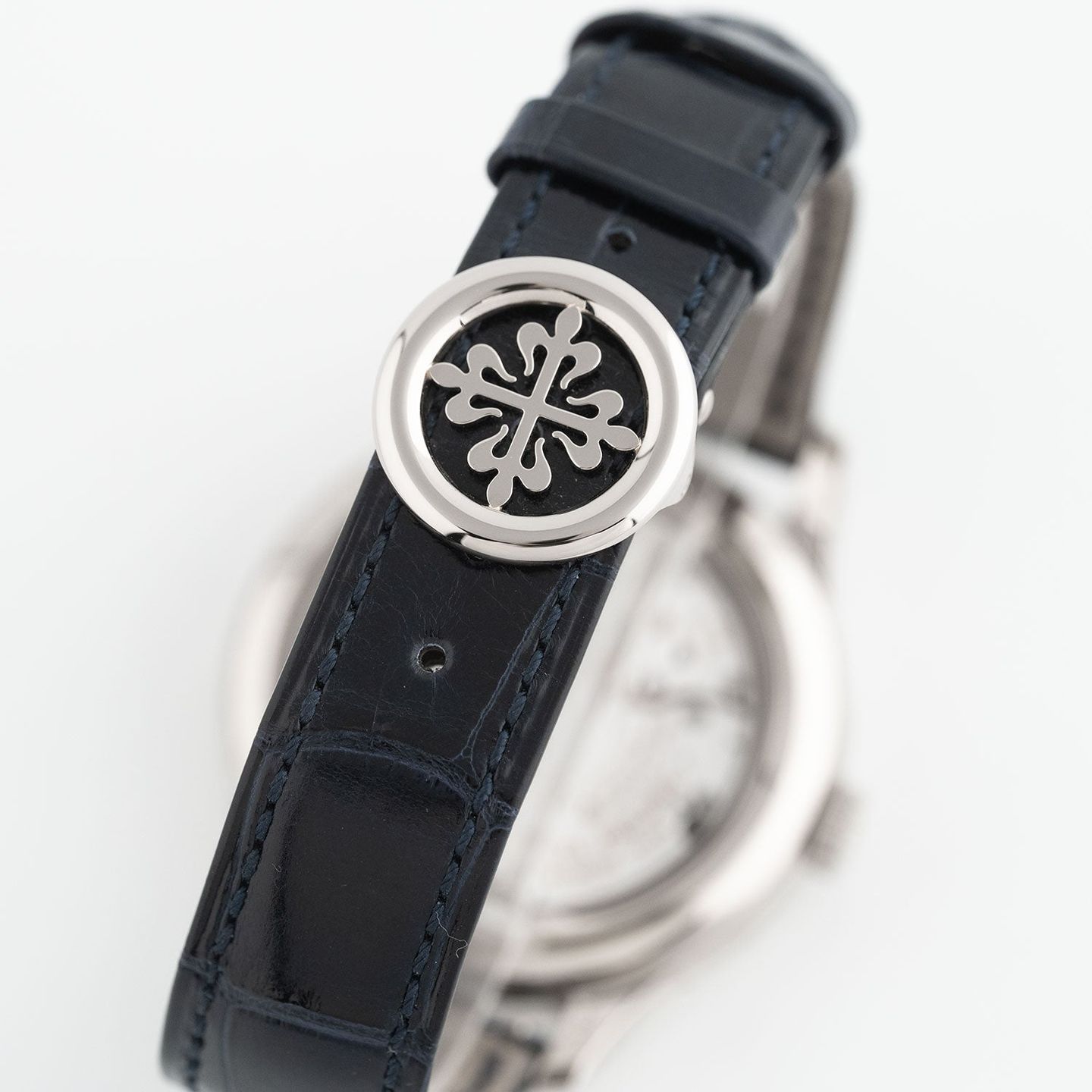 Patek Philippe Perpetual Calendar 5327G-001 - (5/8)
