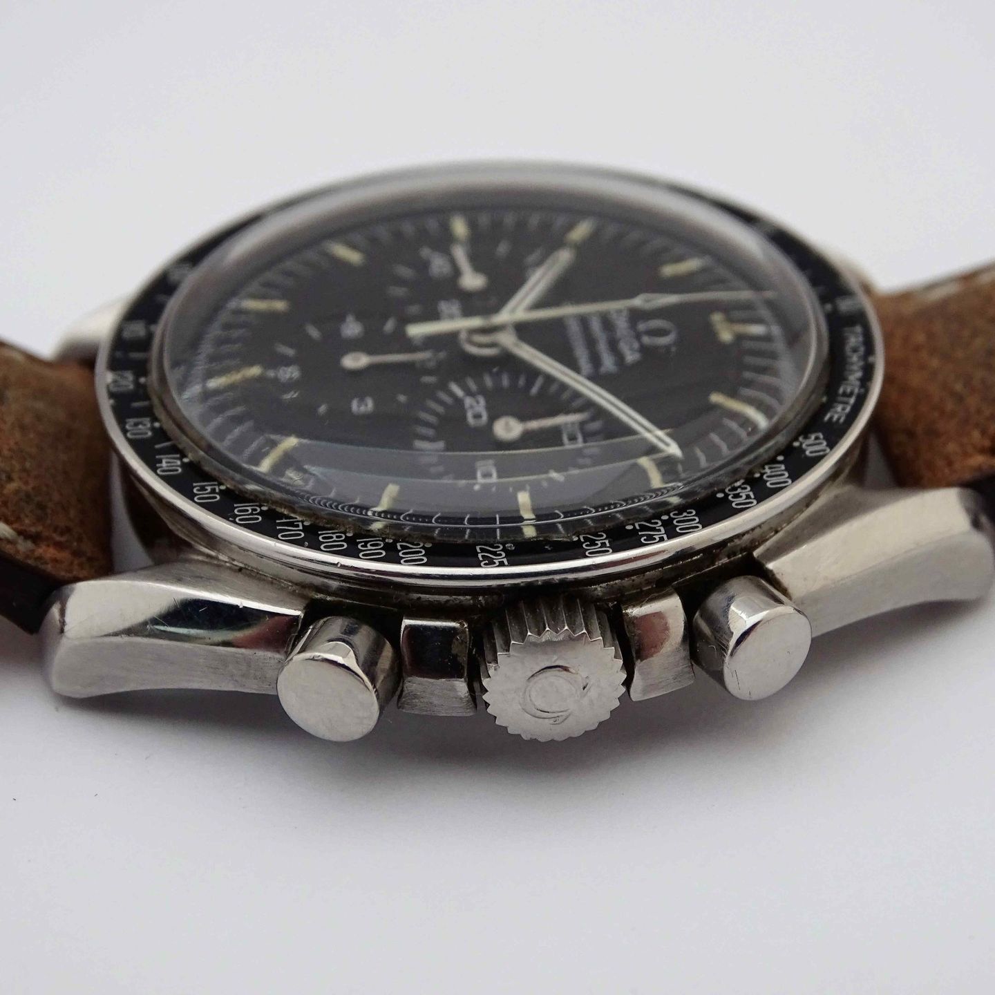 Omega Speedmaster Professional Moonwatch 145.022 (1969) - Black dial 42 mm Steel case (2/8)