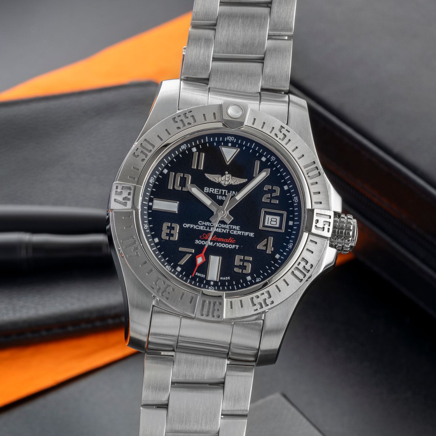 Breitling Avenger II Seawolf A17331 (Unknown (random serial)) - Black dial 45 mm Steel case (3/8)