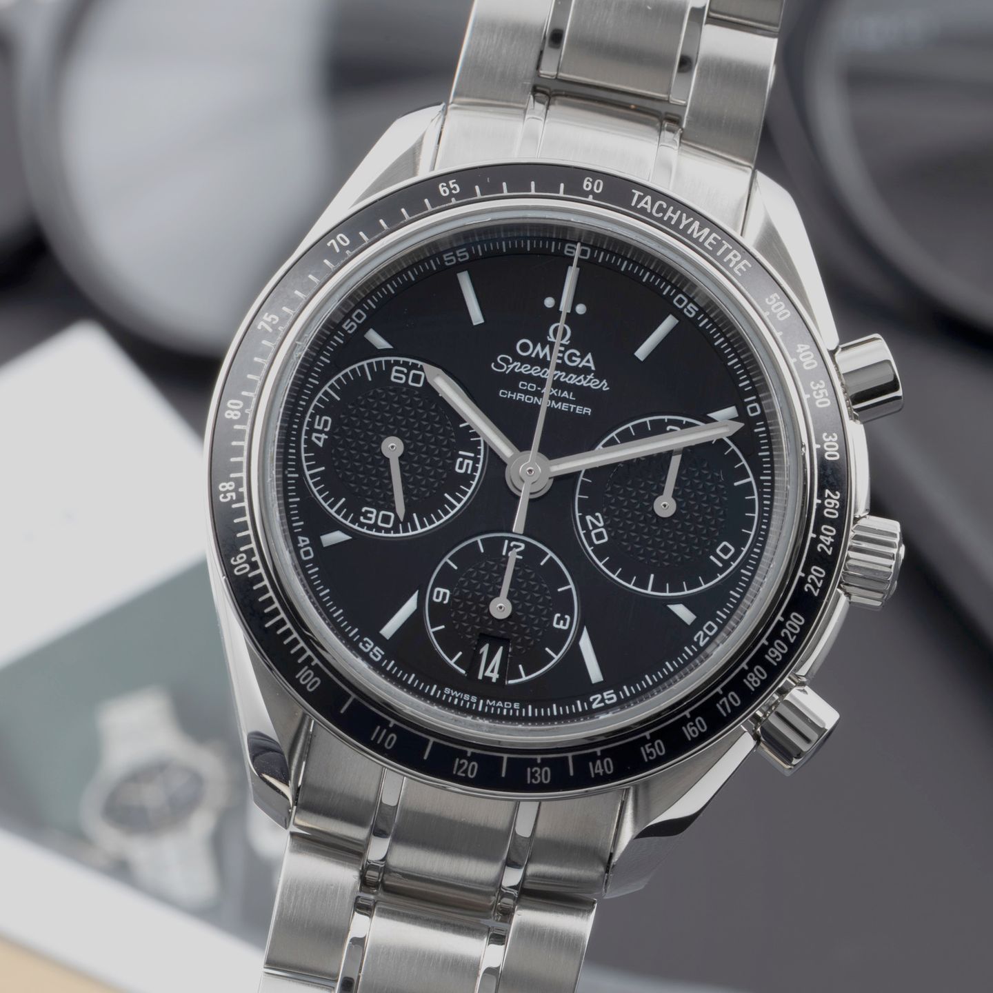 Omega Speedmaster Racing 326.30.40.50.01.001 (2014) - Black dial 40 mm Steel case (3/8)