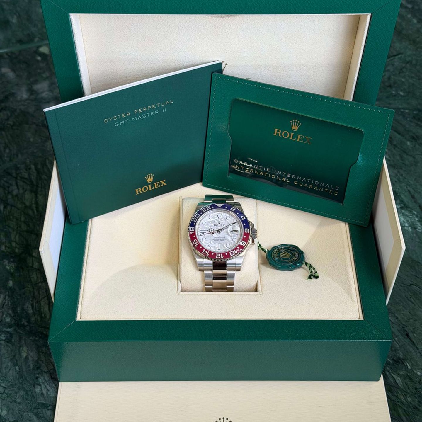 Rolex GMT-Master II 126719BLRO - (2/8)