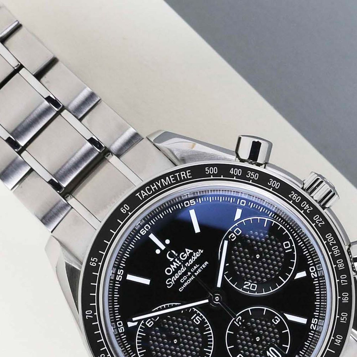 Omega Speedmaster Racing 326.30.40.50.01.001 (2019) - Black dial 40 mm Steel case (3/8)