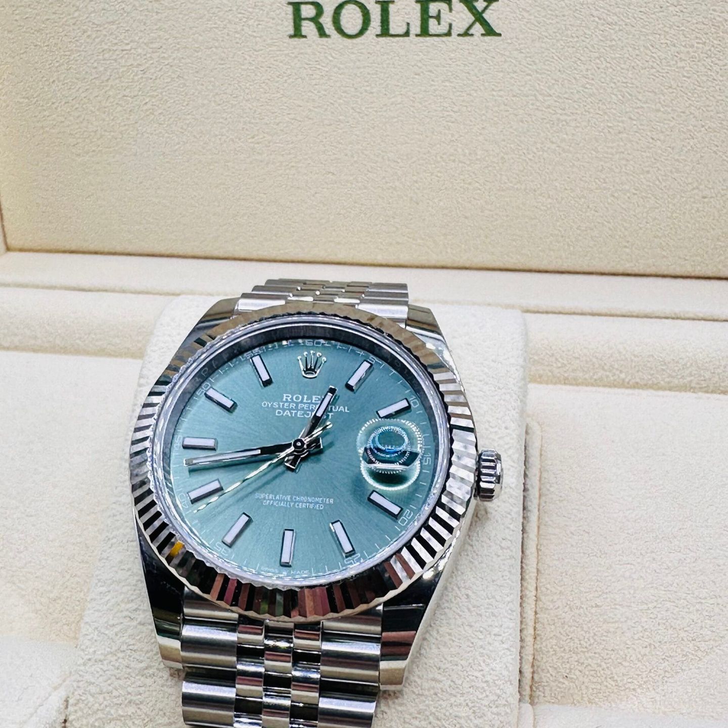 Rolex Datejust 41 126334 (2025) - 41 mm Steel case (2/5)