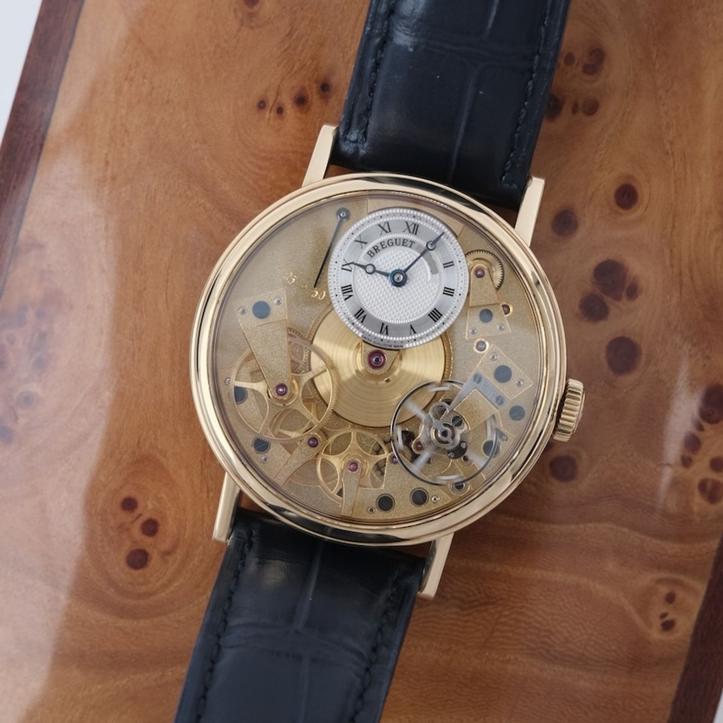 Breguet Tradition 7027BA/11/9V6 (2011) - 37mm Geelgoud (4/8)
