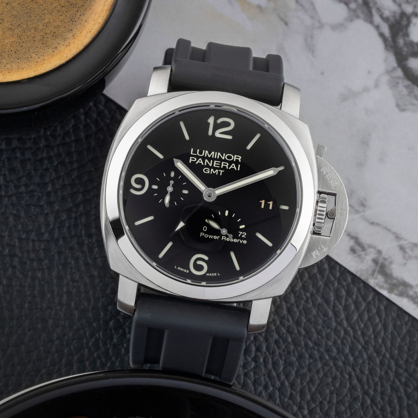 Panerai Luminor 1950 3 Days GMT Power Reserve Automatic PAM00321 (Unknown (random serial)) - Black dial 44 mm Steel case (1/8)