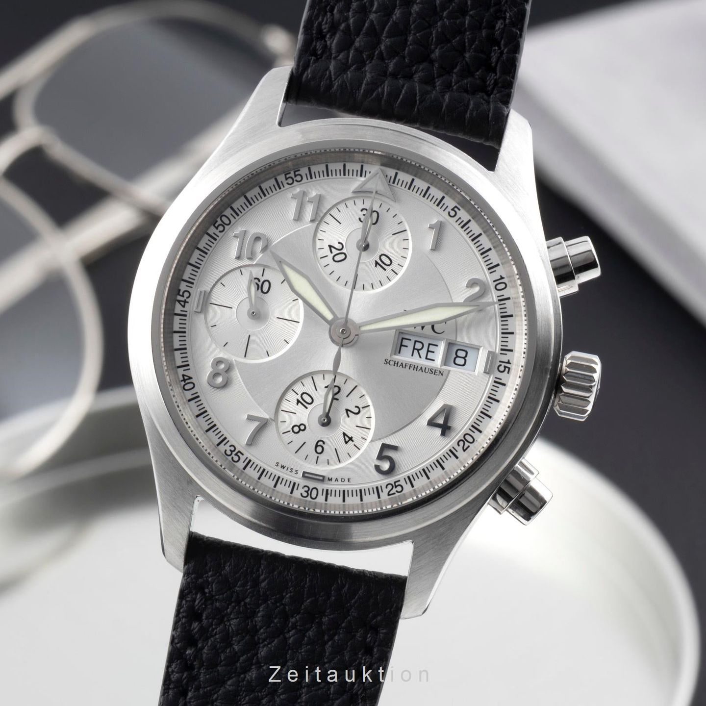 IWC Pilot Spitfire Chronograph IW370621 (2004) - Zilver wijzerplaat 39mm Staal (1/8)