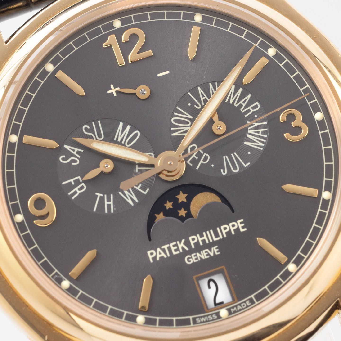 Patek Philippe Annual Calendar 5146J (2000) - Grijs wijzerplaat 39mm Geelgoud (6/8)