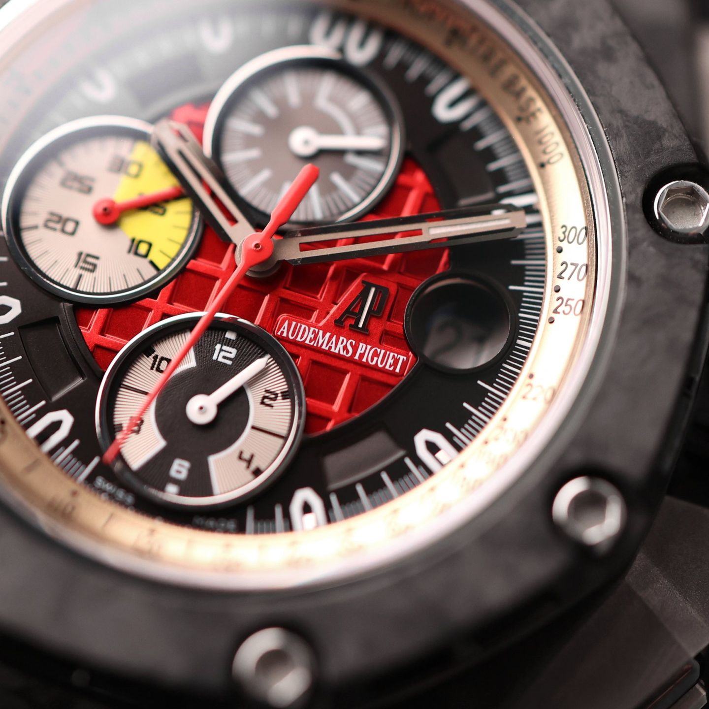 Audemars Piguet Royal Oak Offshore Grand Prix 26290IO.OO.A001VE.01 - (5/6)