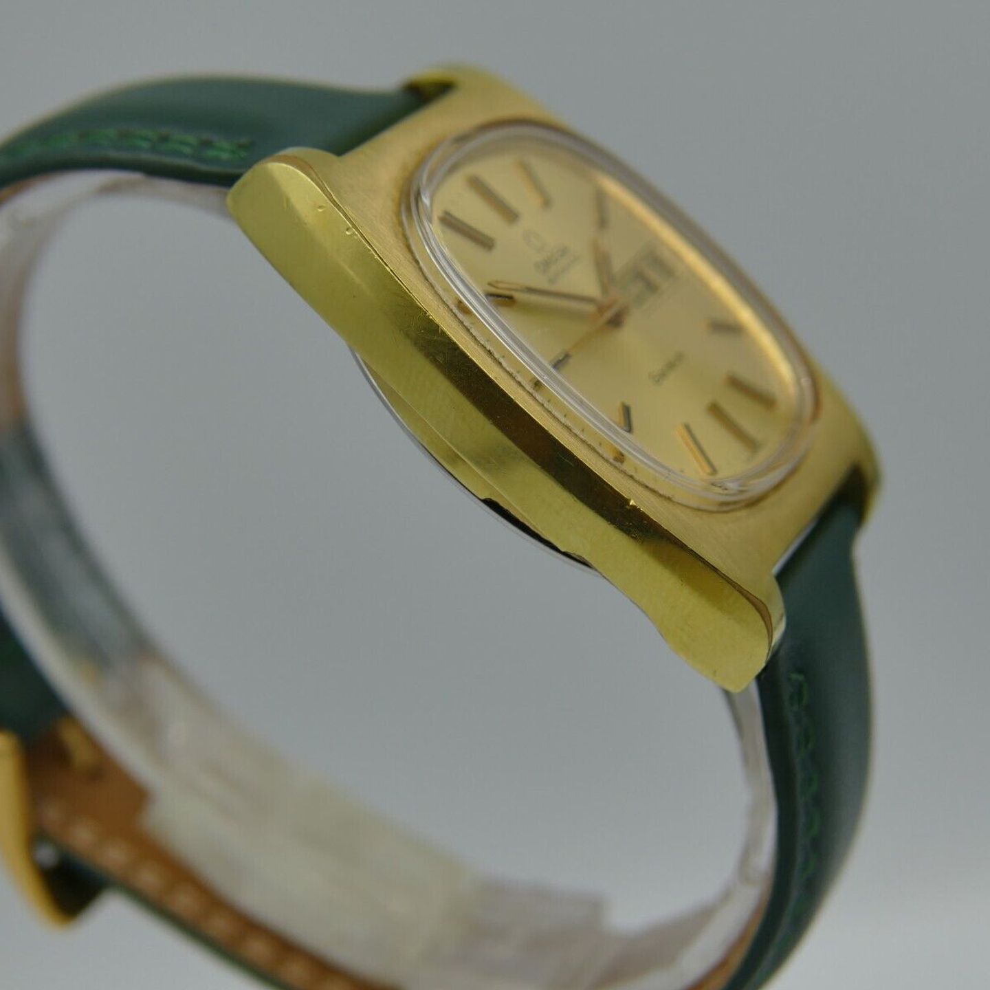 Omega Genève 166.019 (Onbekend (willekeurig serienummer)) - Zilver wijzerplaat 36mm Staal (15/16)