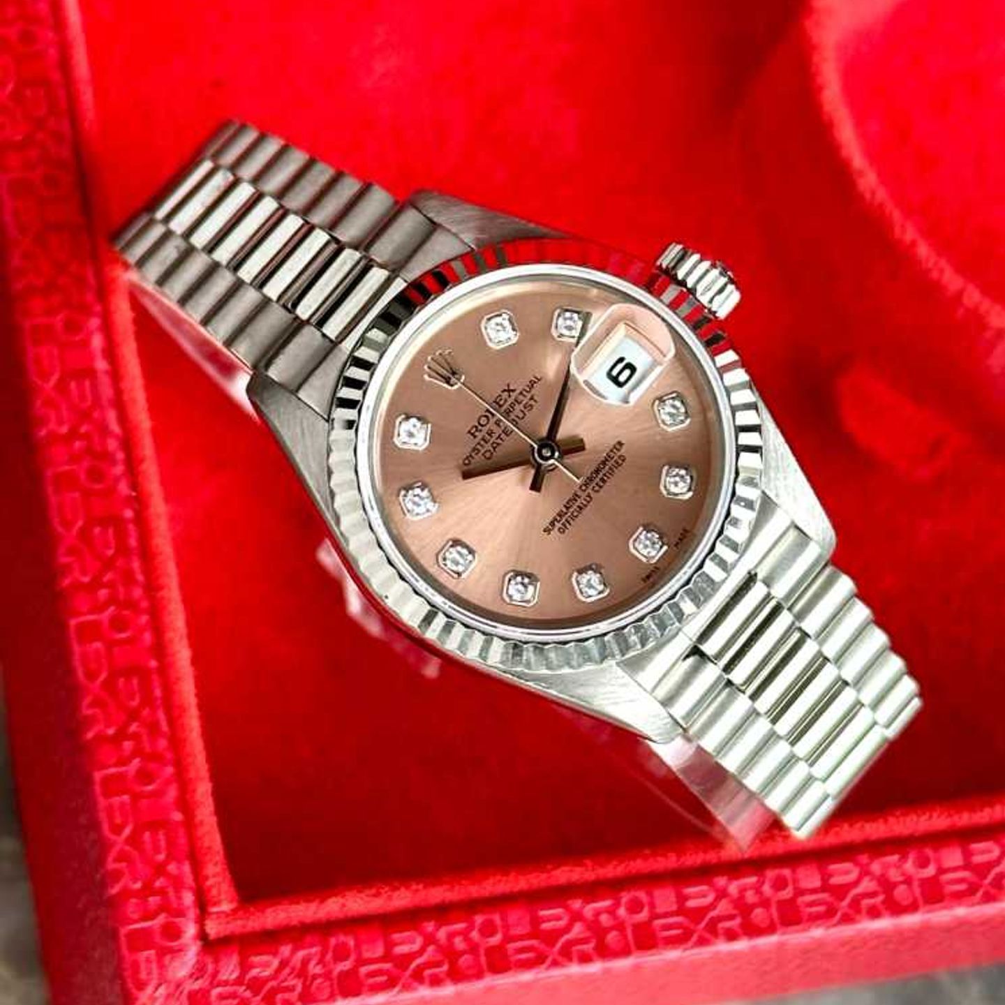 Rolex Lady-Datejust 69179 (1997) - Pink dial 26 mm White Gold case (2/8)